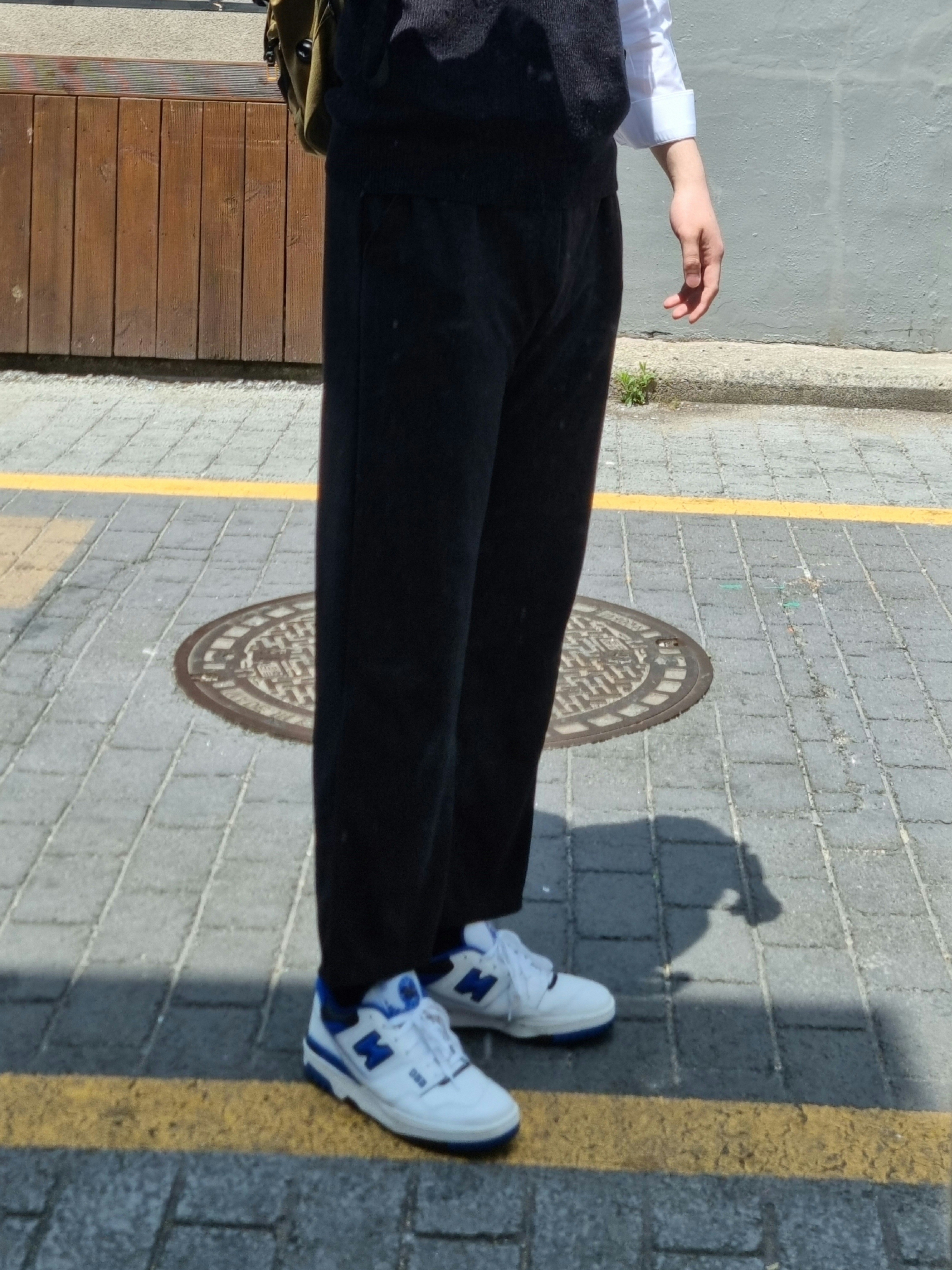New Balance 550 White Blue - 2E Wide 착용 스타일