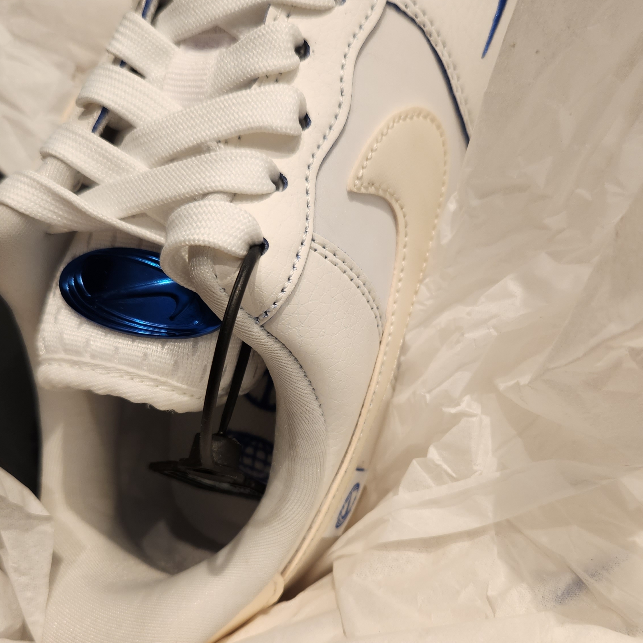 (W) Nike Air Force 1 '07 LX Game Royal Sail 착용 스타일 - 3