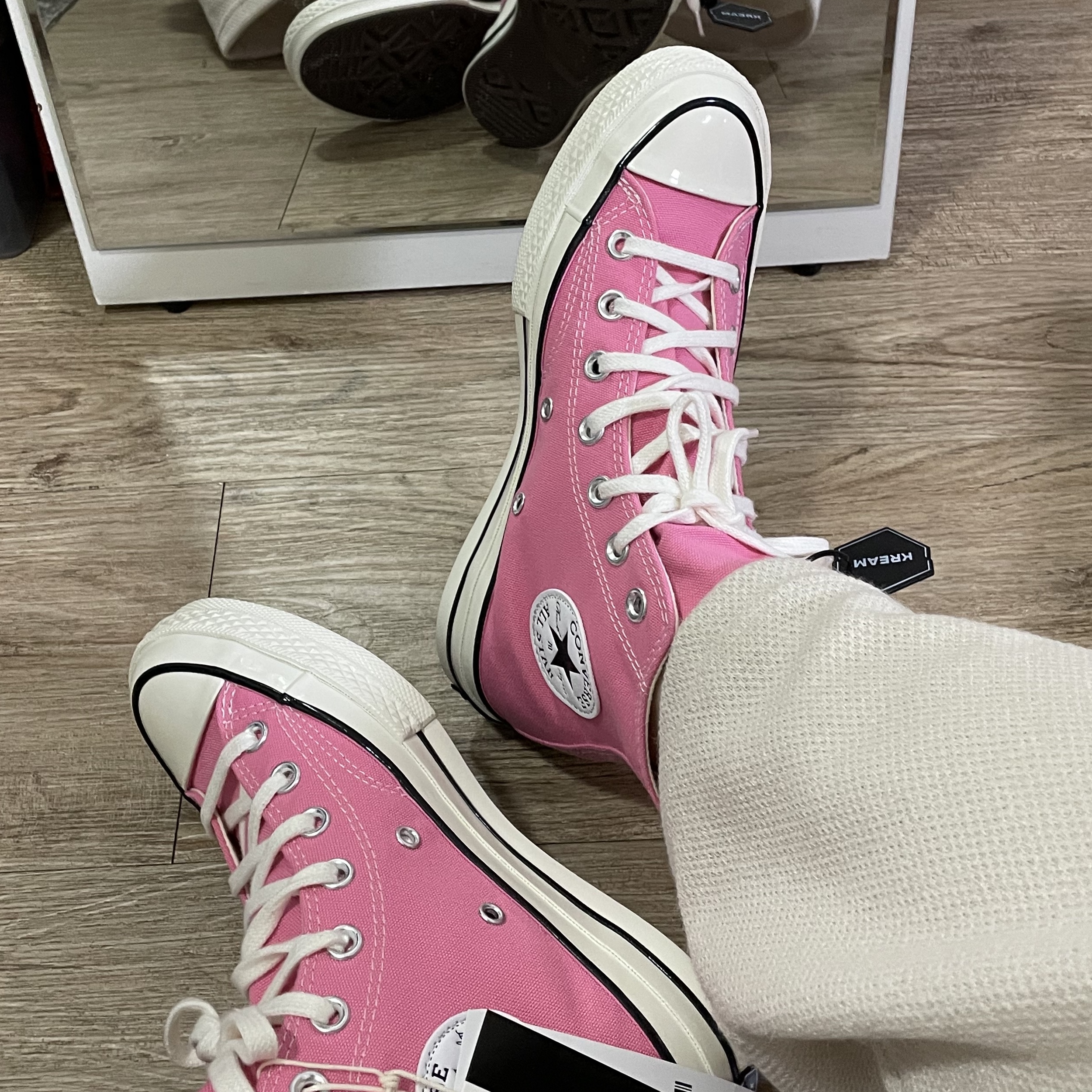 Converse Chuck 70 High Vintage Canvas Pink 착용 스타일