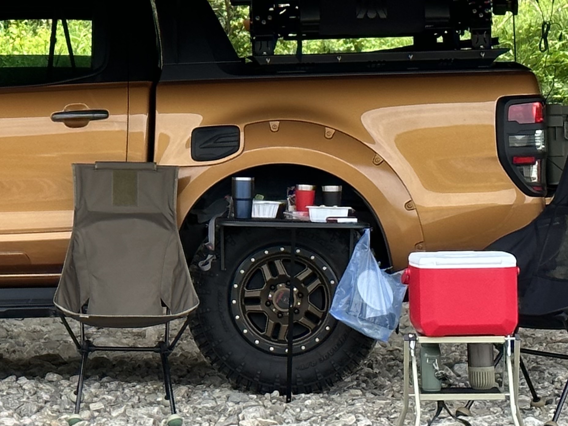 Helinox Savanna Chair All Black, Helinox Tactical Sunset Chair Military Olive 착용 스타일
