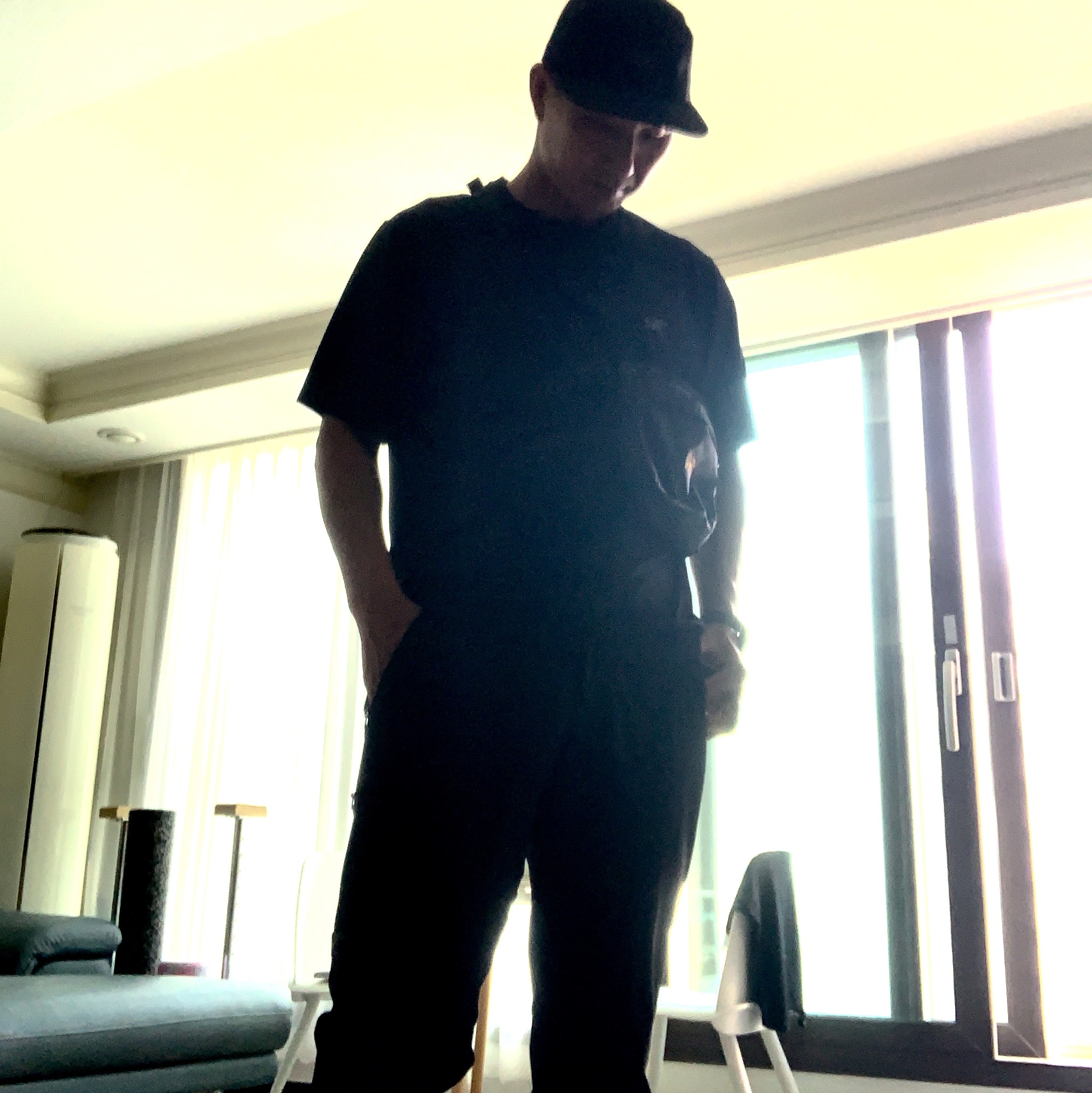 Arc'teryx Calidum 5 Panel Cap Black, Arc'teryx Gamma Pants Black 착용 스타일
