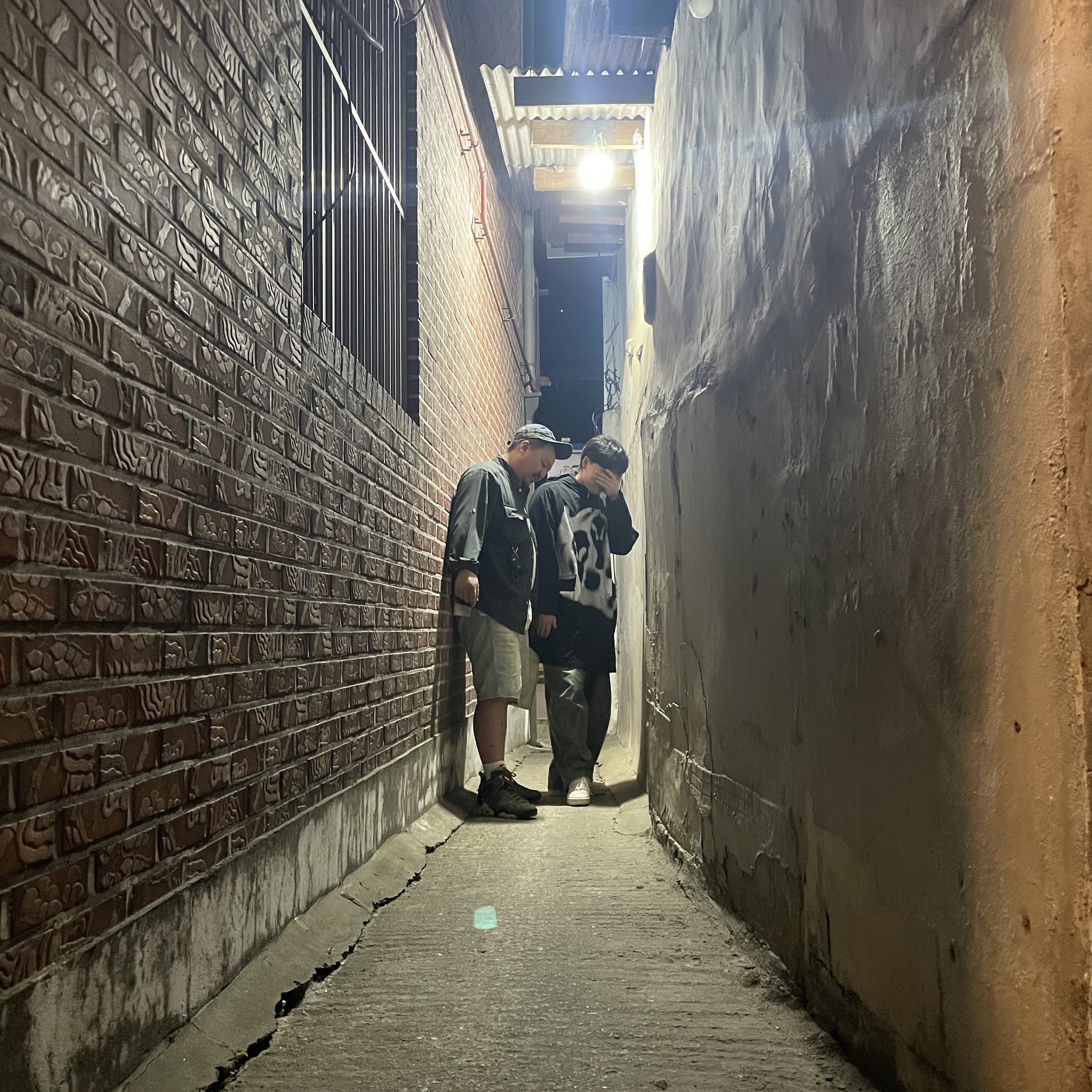 Nike ACG Dri-Fit UV Devastation Trail Shirt Dark Smoke Grey - Asia, Jordan 6 x Travis Scott Retro Olive 착용 스타일