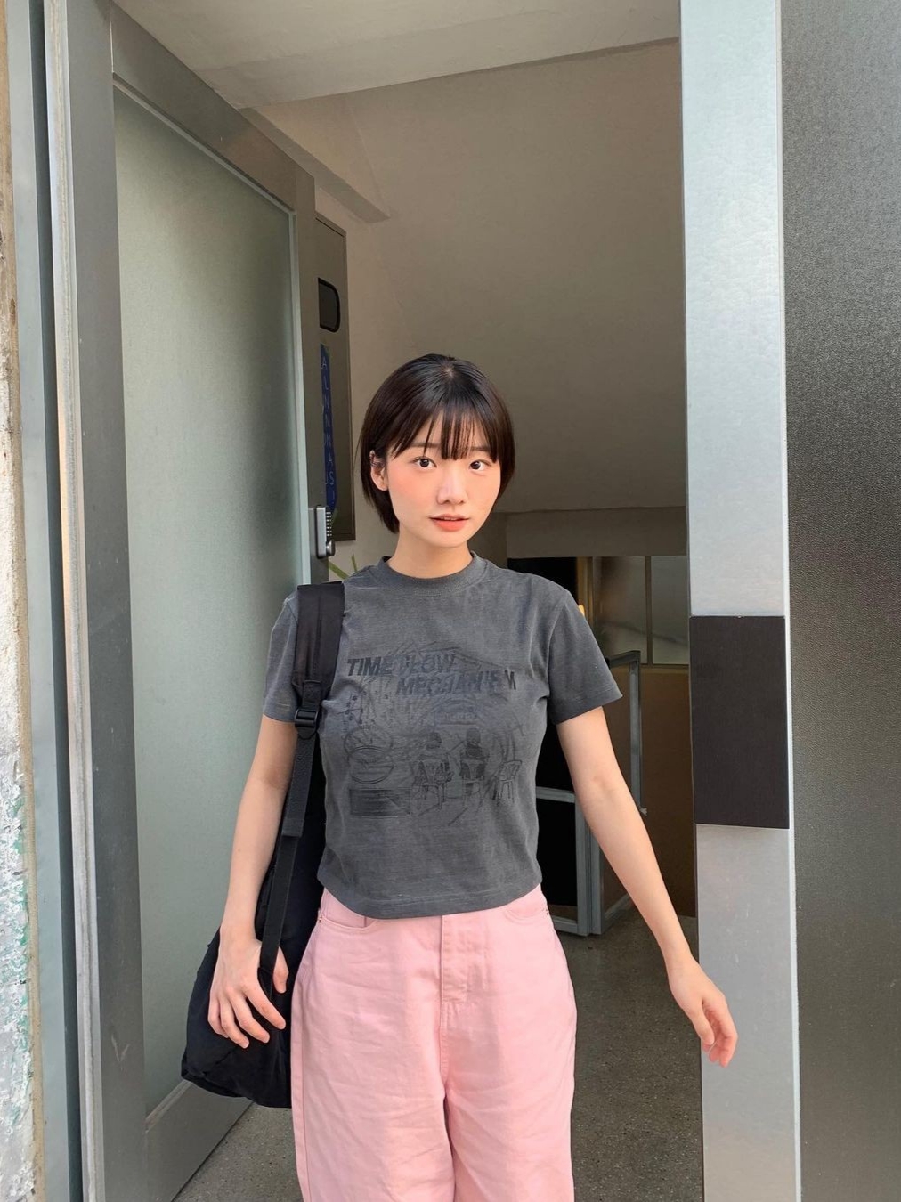 Millo Archive Time Flow Mechanism T-Shirt Black 착용 스타일 - 1