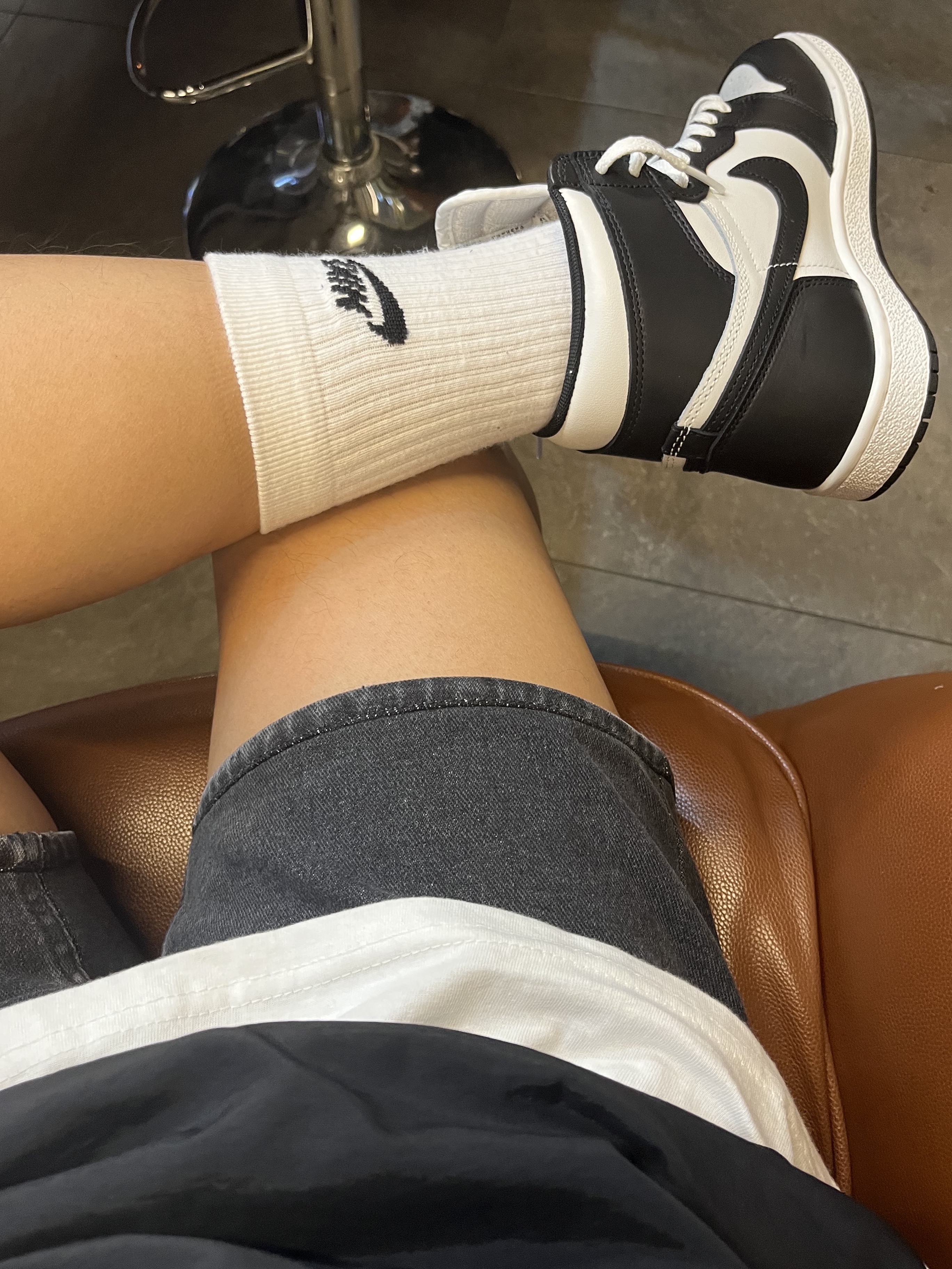 Jordan 1 High 85 Black White 착용 스타일 - 1