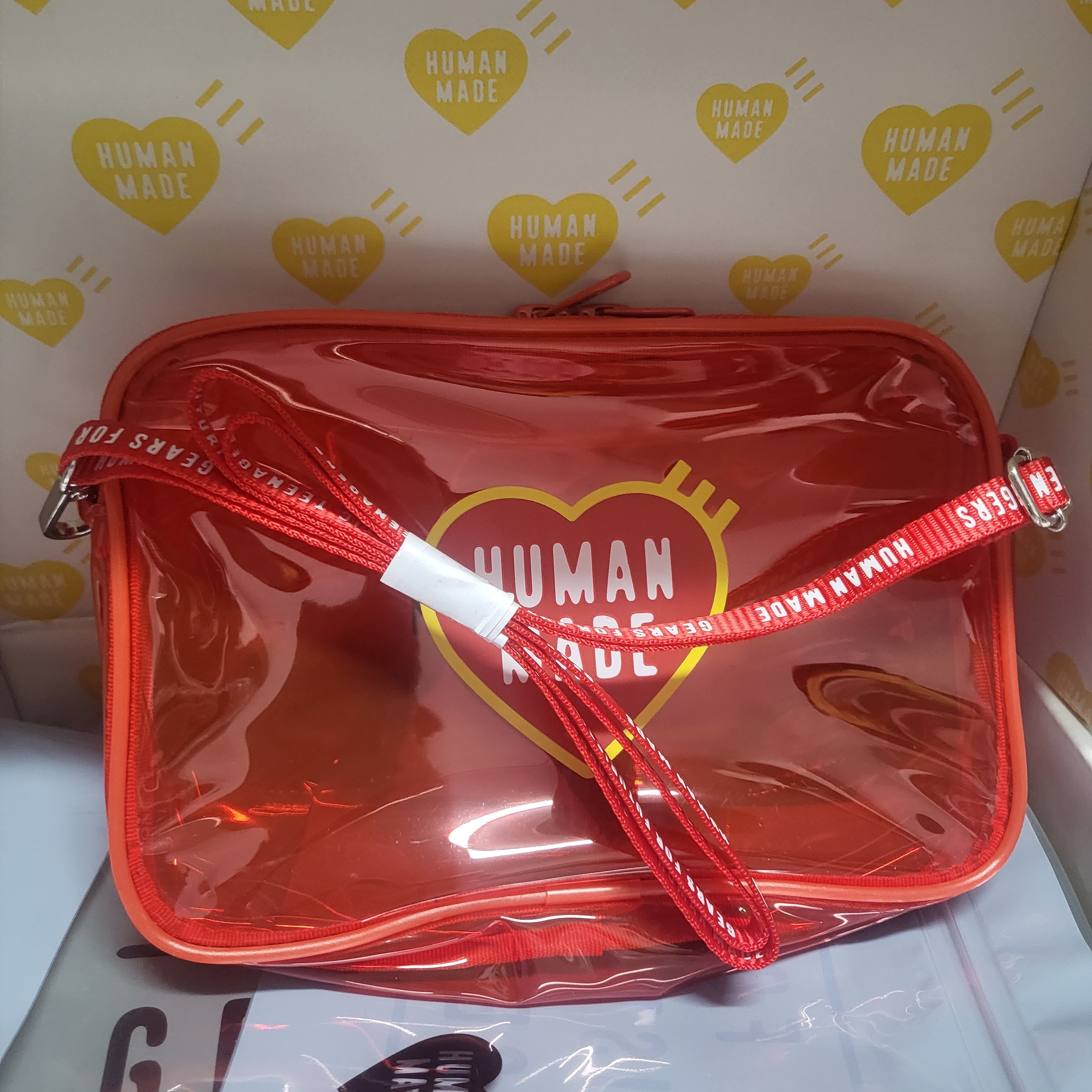Human Made PVC Pouch Medium Red 착용 스타일 - 1