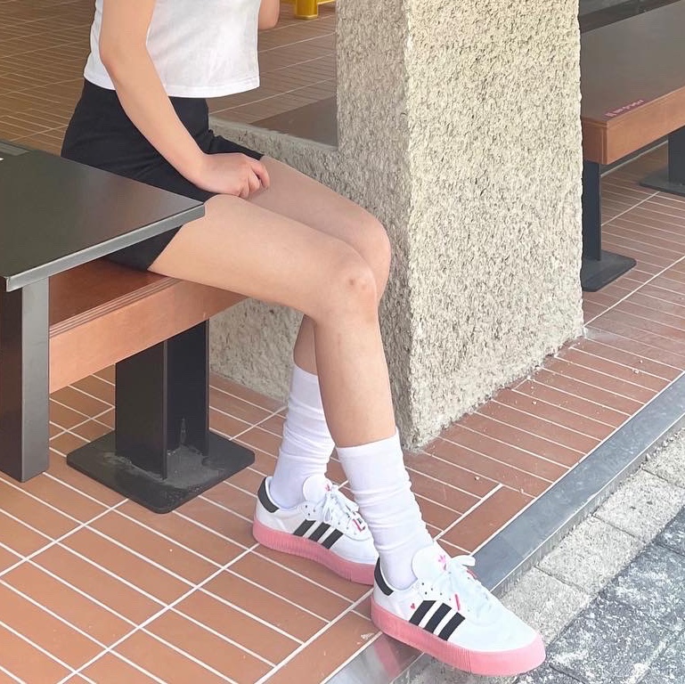 (W) Adidas Sambarose White Pink 착용 스타일