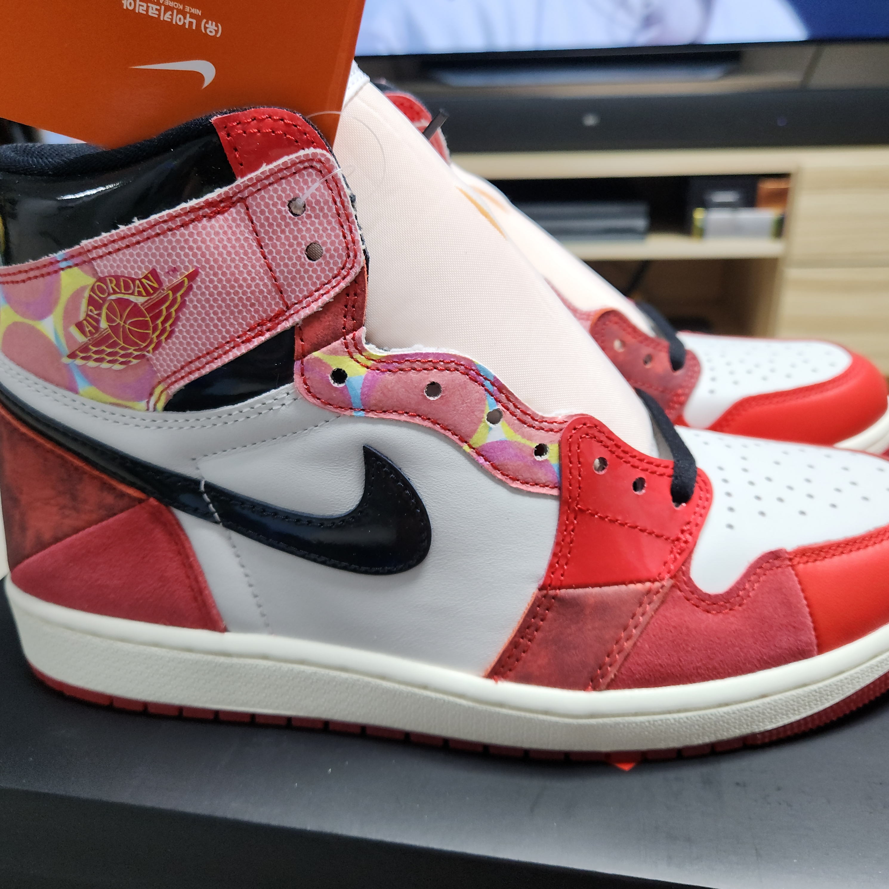 Jordan 1 Retro High Spider-Man Next Chapter 착용 스타일