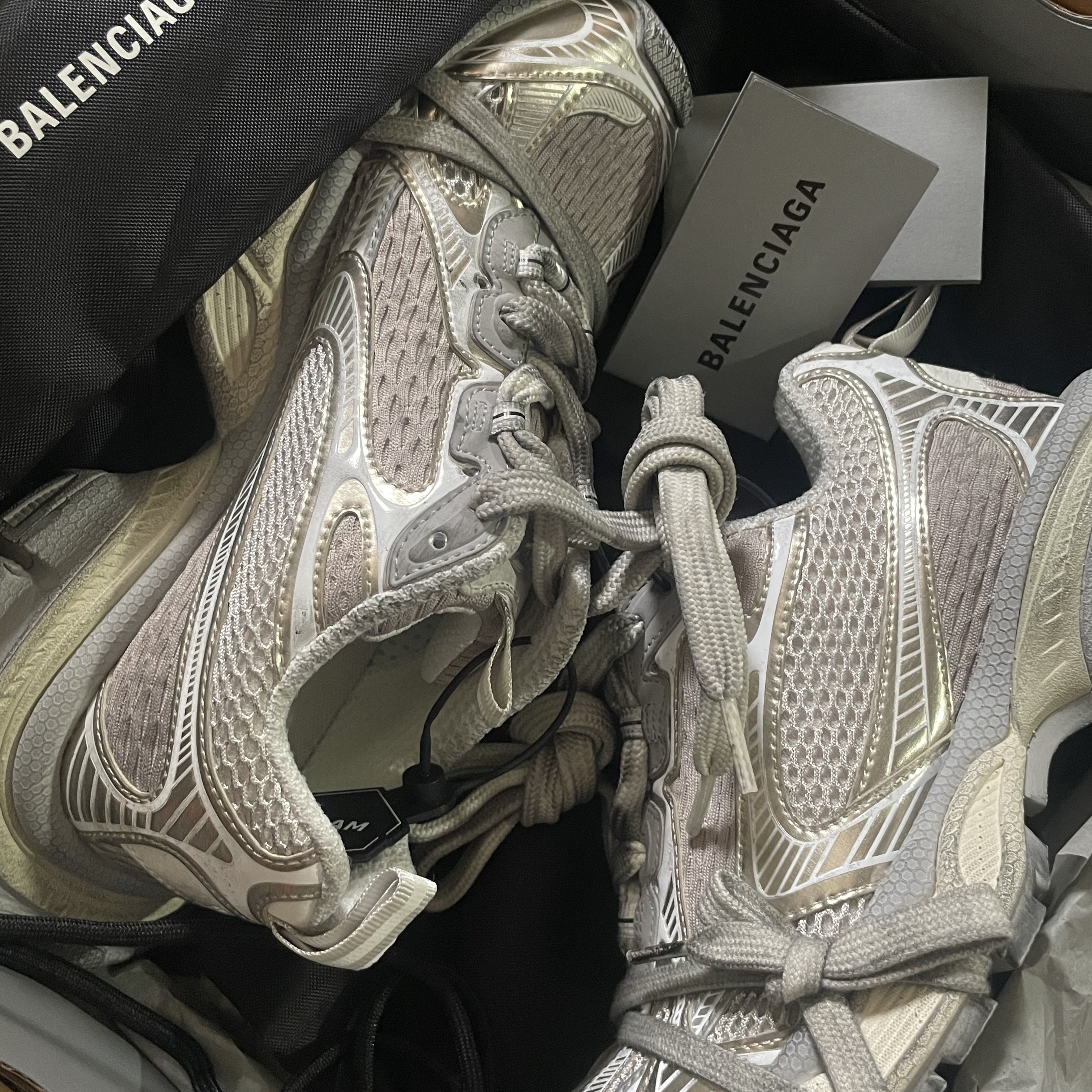 Balenciaga 3XL Sneakers Light Beige, (W) Balenciaga 3XL Sneakers Light Beige 착용 스타일