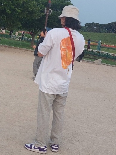 Stussy Popsicle T-Shirt White 착용 스타일