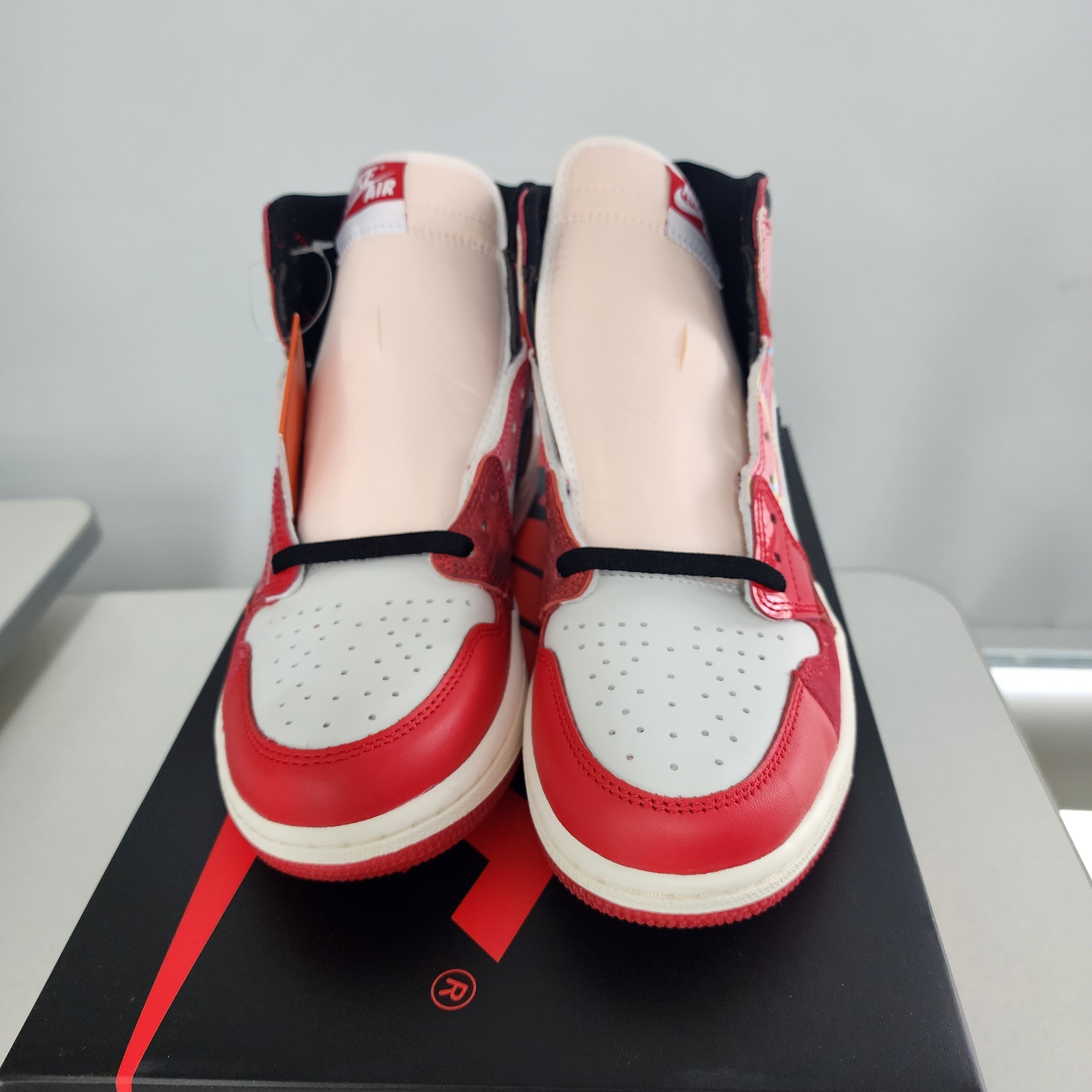 Jordan 1 Retro High Spider-Man Next Chapter 착용 스타일 - 1