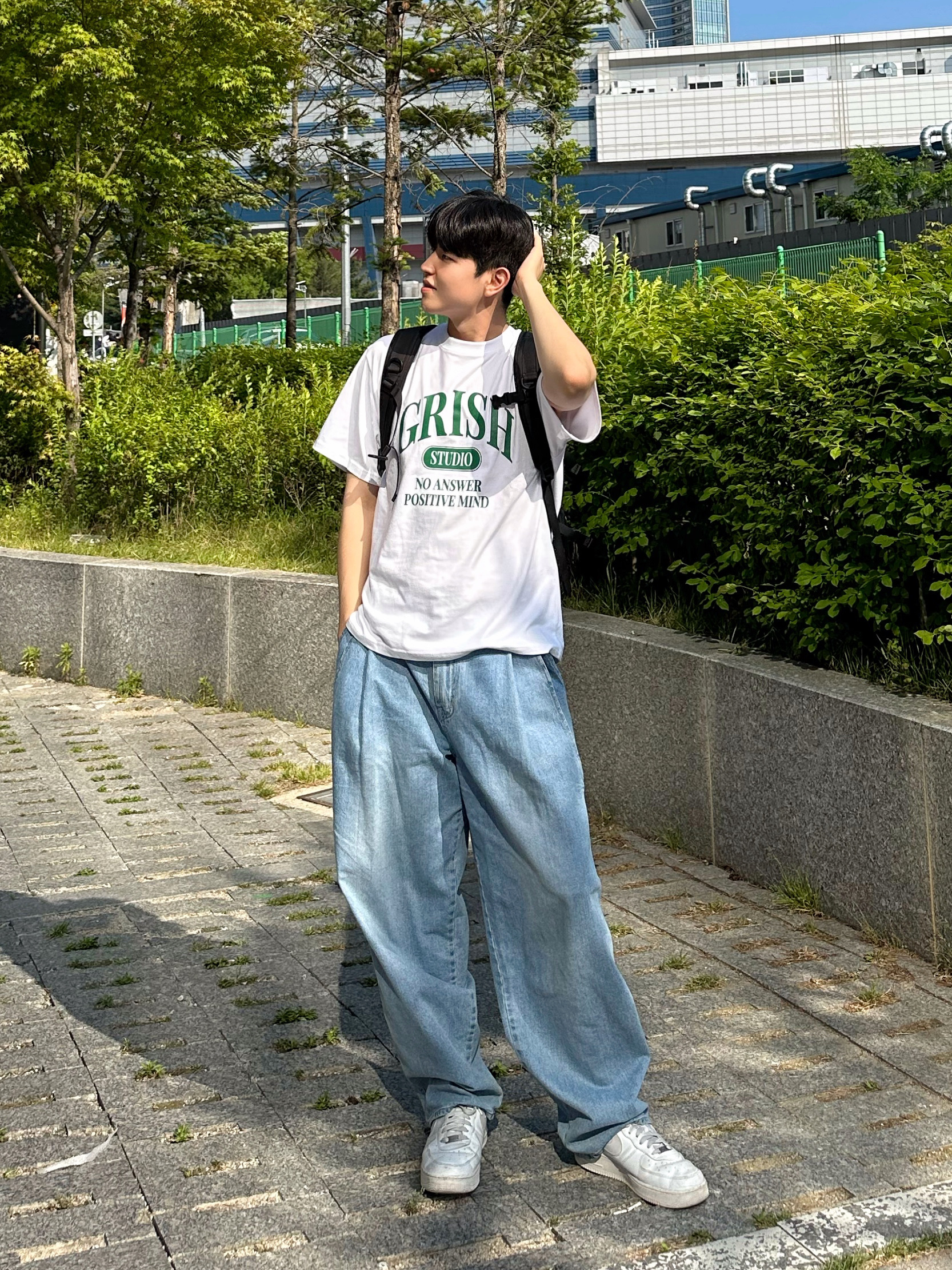 Nike Air Force 1 '07 Low White 착용 스타일 - 3