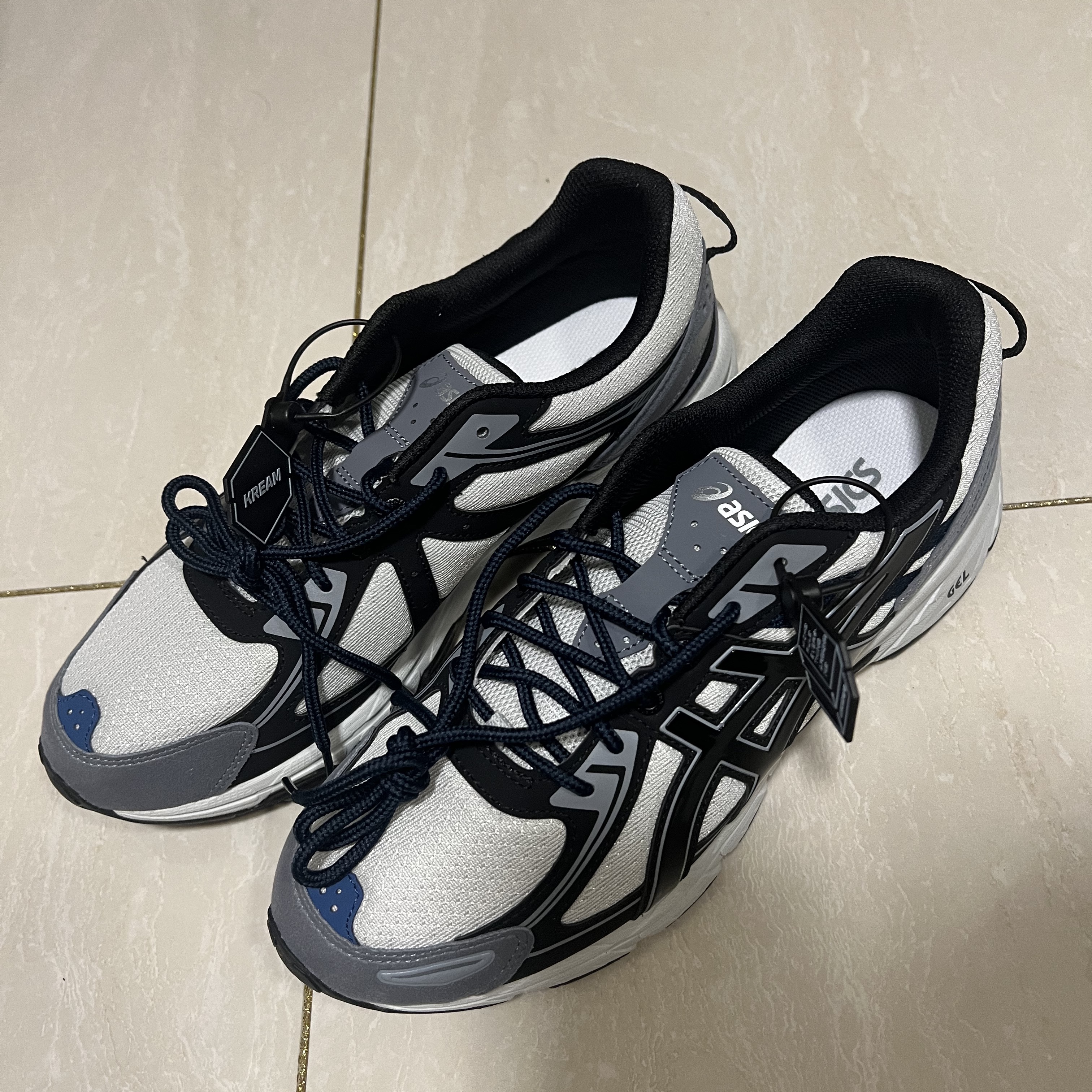 Asics Gel-Venture 6 SPS Glacier Grey 착용 스타일