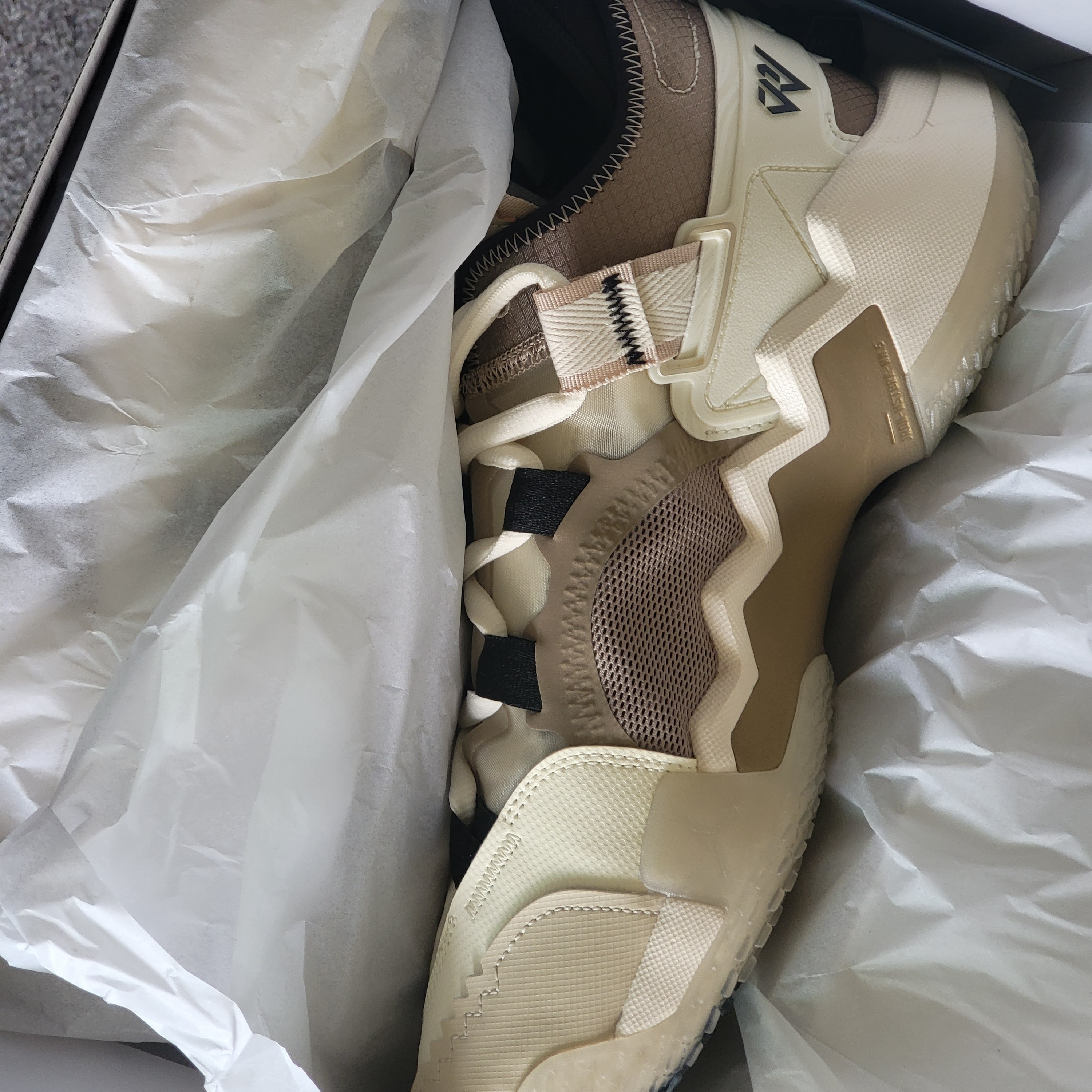 Jordan Why Not ZER0.5 PF Coconut Milk 착용 스타일 - 2