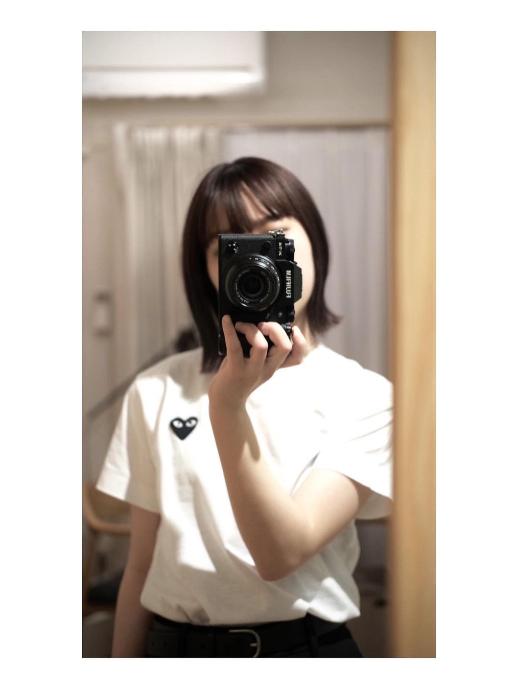 Play Comme des Garcons Black Heart T-Shirt White, (W) Play Comme des Garcons Black Heart T-Shirt White 착용 스타일