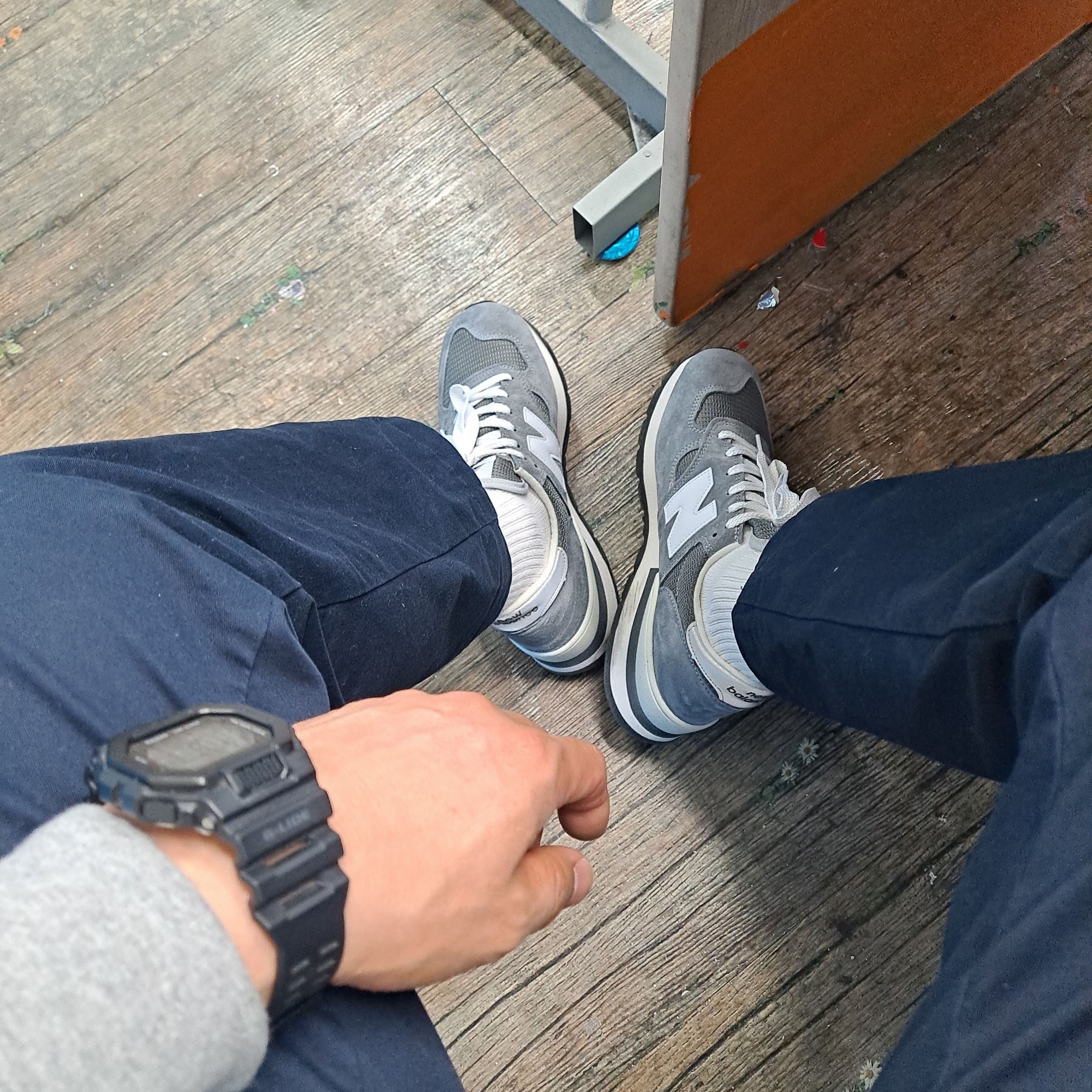 New Balance 990v1 Made in USA Grey White 착용 스타일
