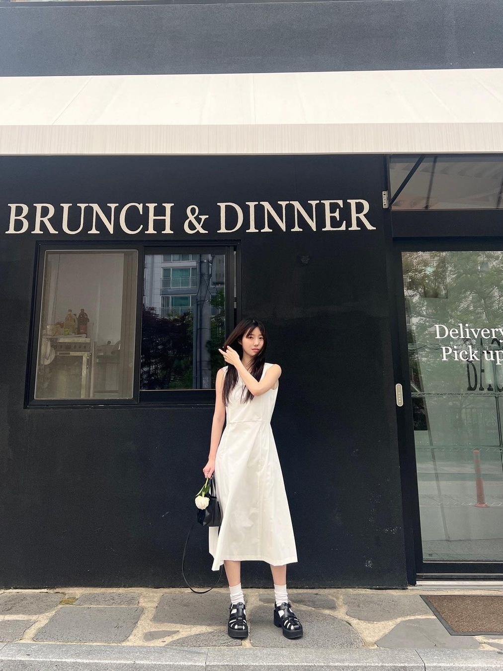 Haveless Women Sleeveless Flare Dress Ivory, Haveless Women Sleeveless Flare Dress Black 착용 스타일 - 2