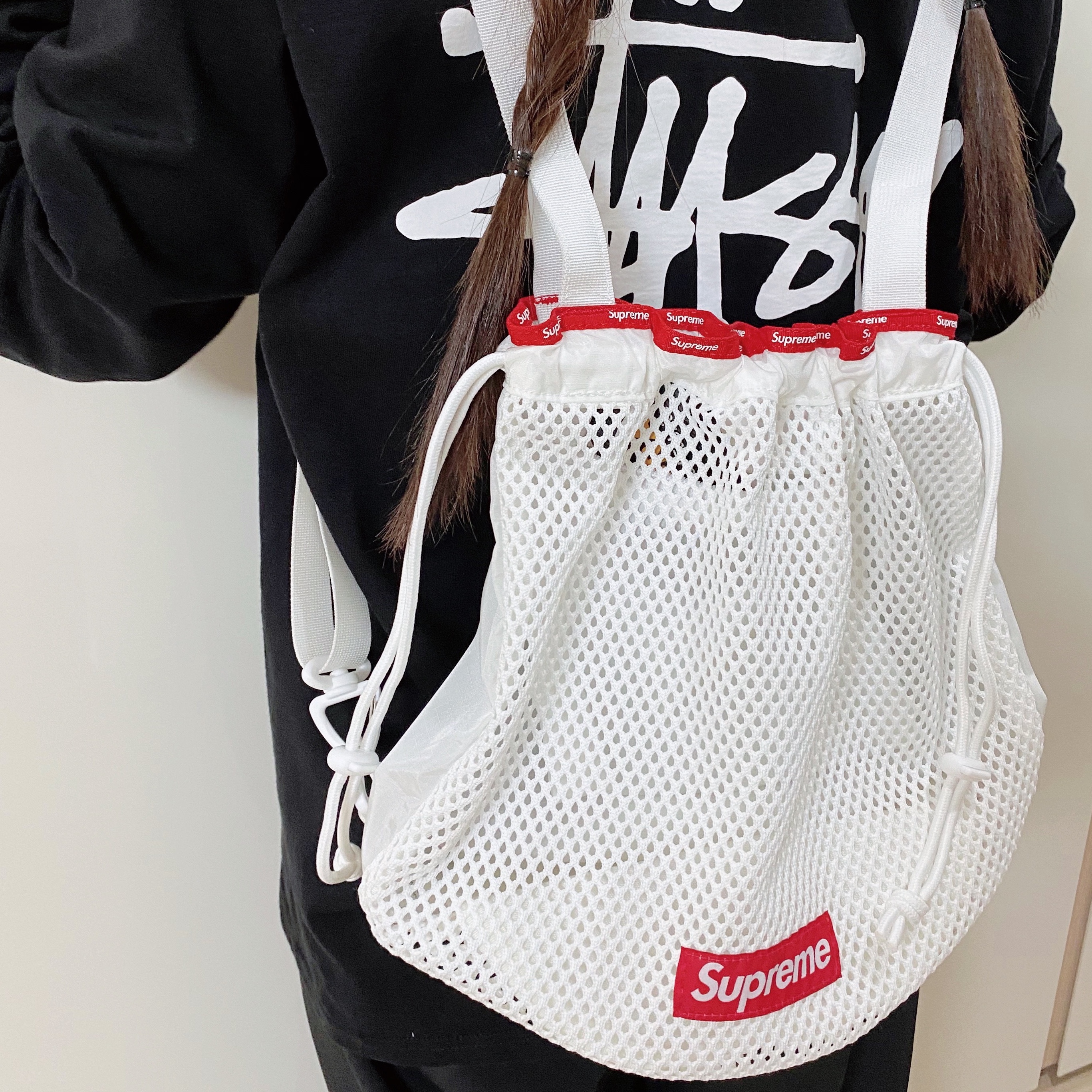 Supreme Mesh Small Backpack White - 23SS, Stussy Basic Stussy Pigment Dyed LS T-Shirt Black 2022 착용 스타일