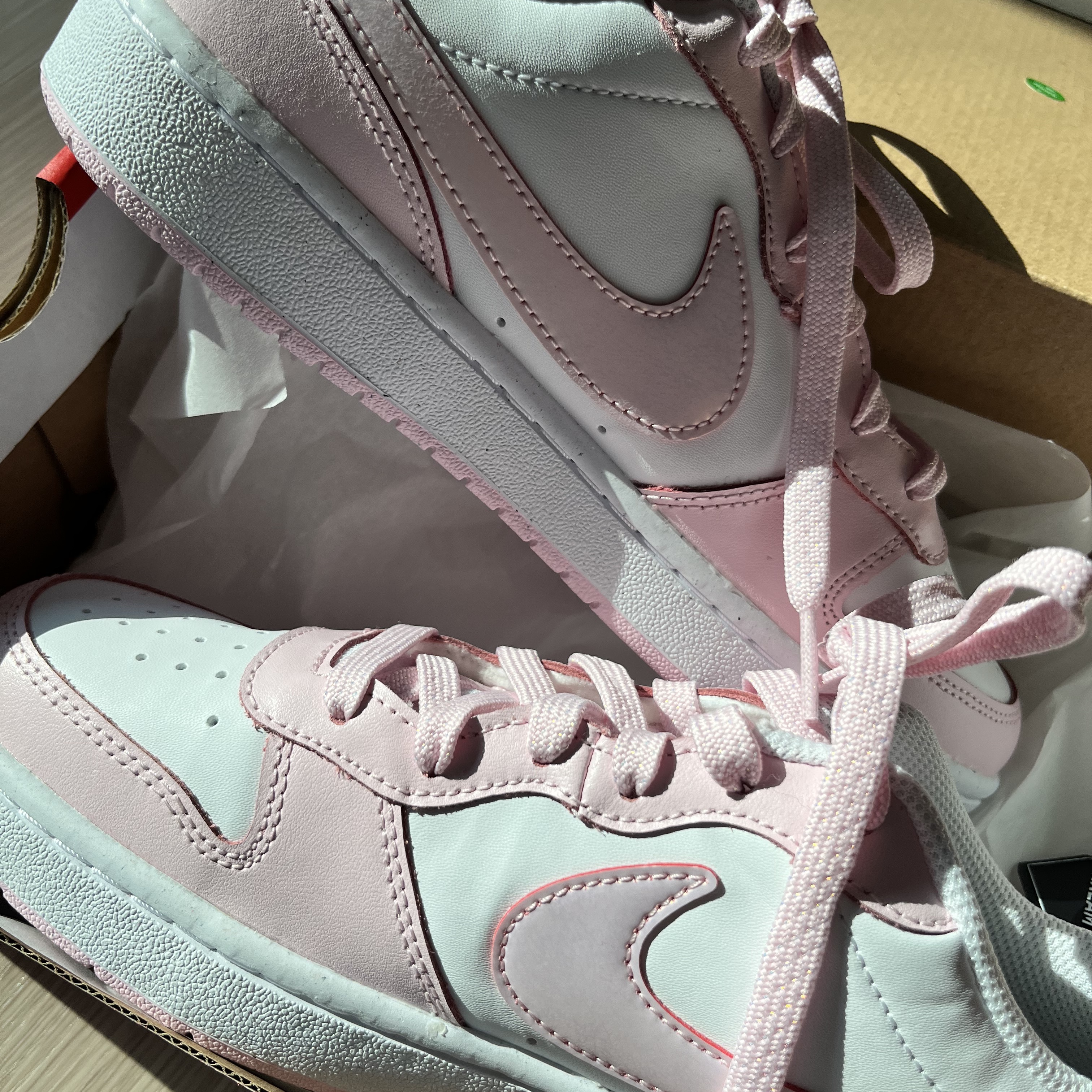 (GS) Nike Court Borough 2 SE White Pink Foam 착용 스타일