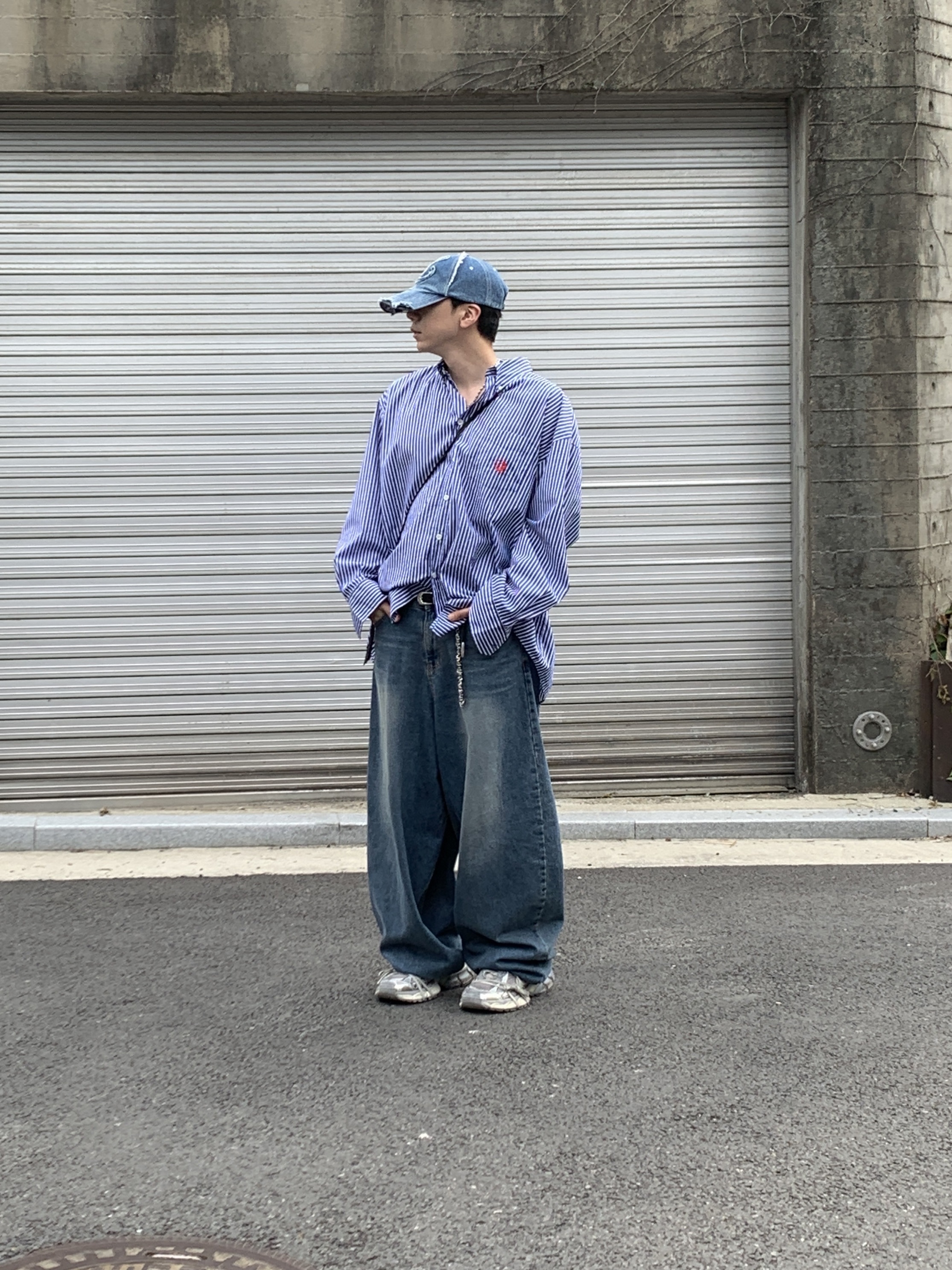Stussy x Our Legacy Borrowed BD Shirt Beige Blue Textured Stripe, Balenciaga 3XL Sneakers Light Beige 착용 스타일 - 4