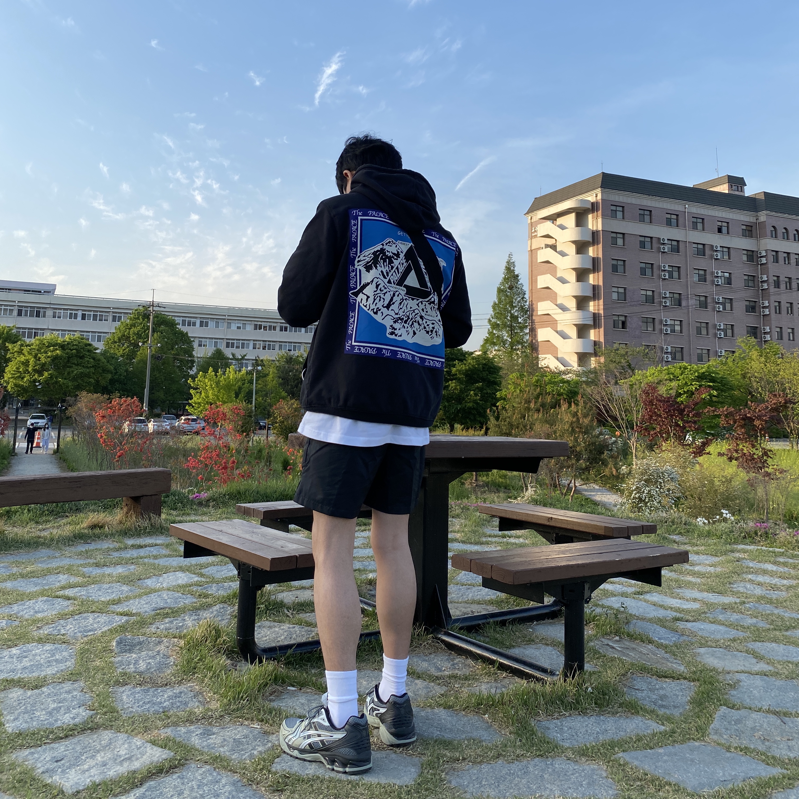 Asics UB1-S Gel-Kayano 14 Piedmont Grey 착용 스타일 - 1