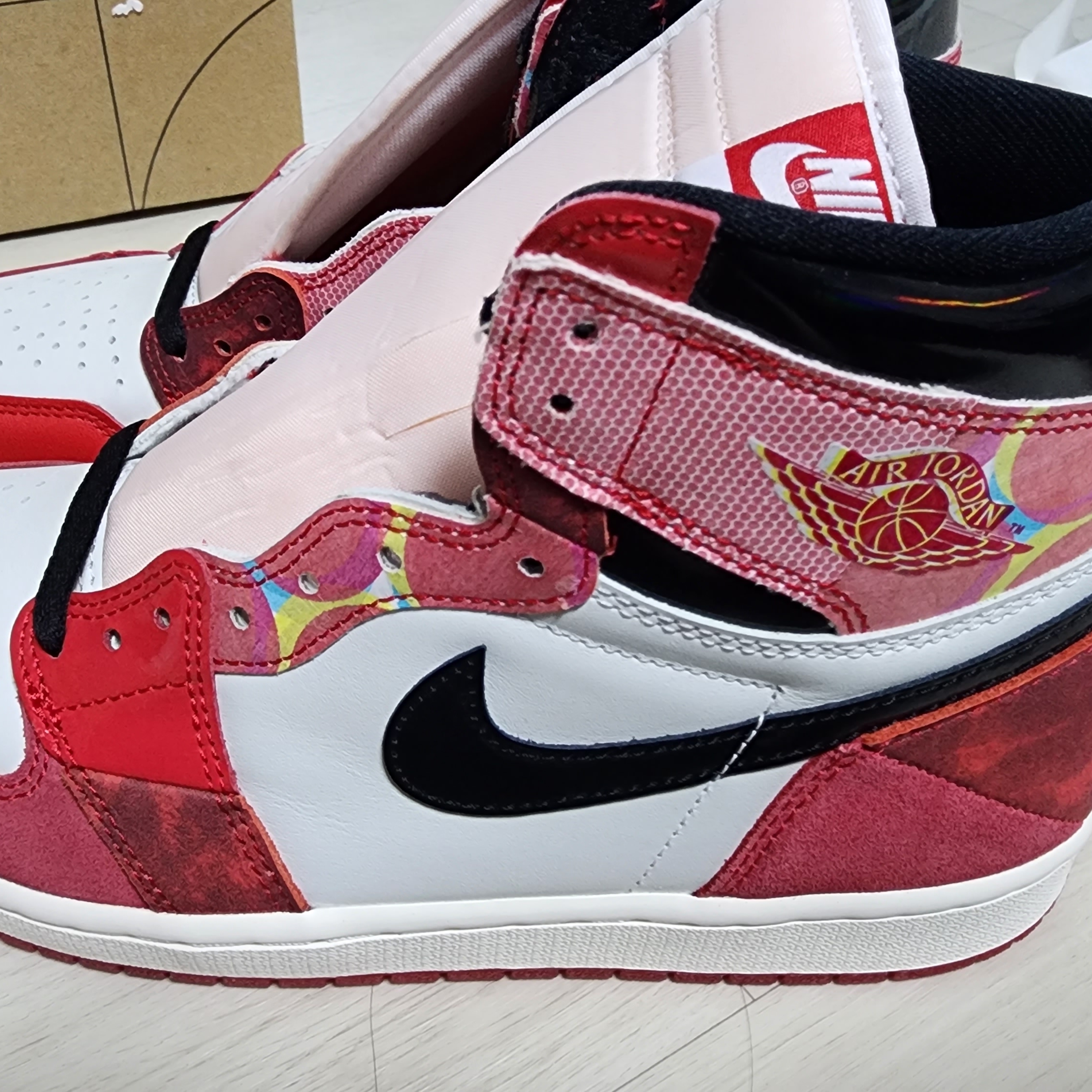 Jordan 1 Retro High Spider-Man Next Chapter 착용 스타일