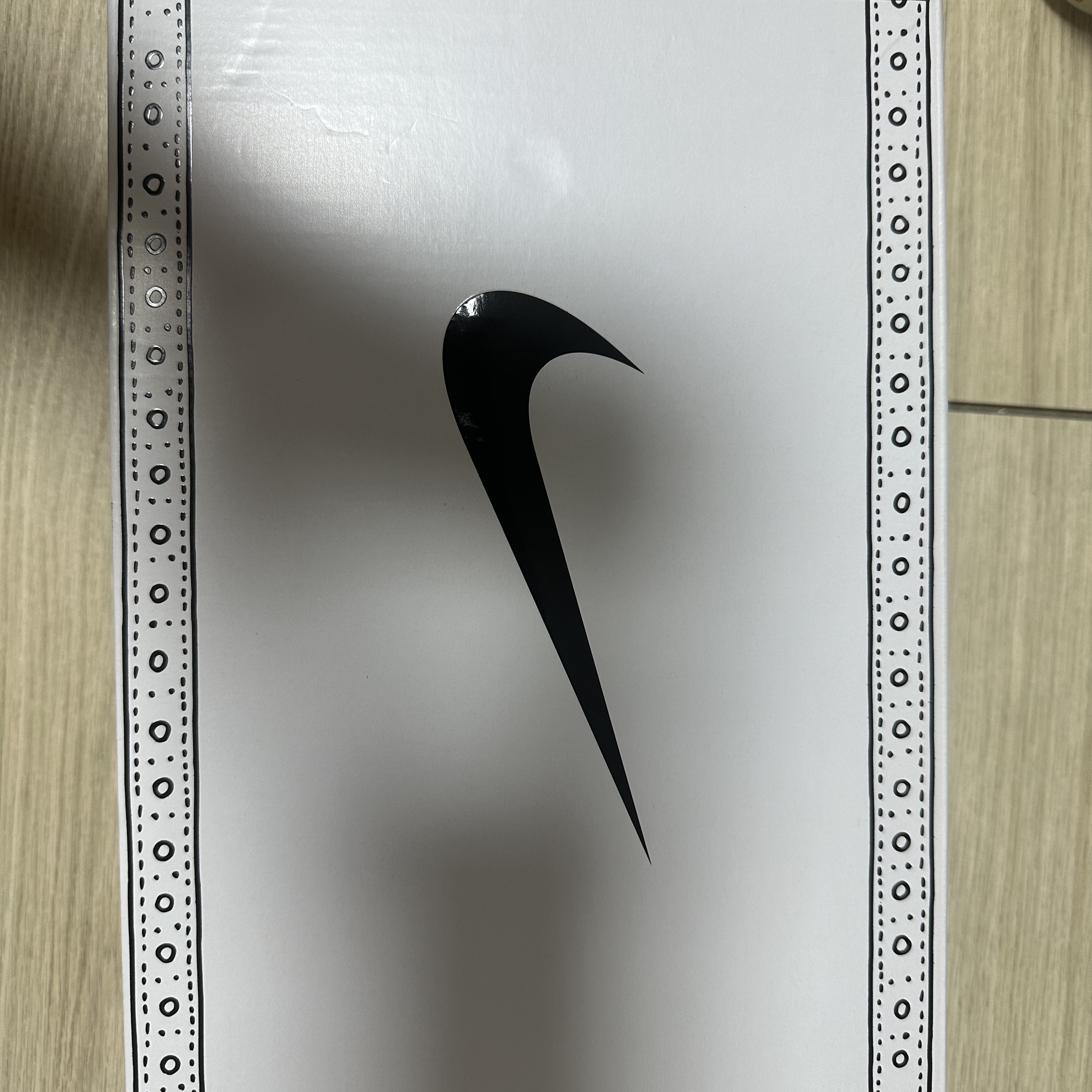 나이키 x 피스마이너스원 퀀도1 블랙 앤 화이트 착용 스타일 - 2