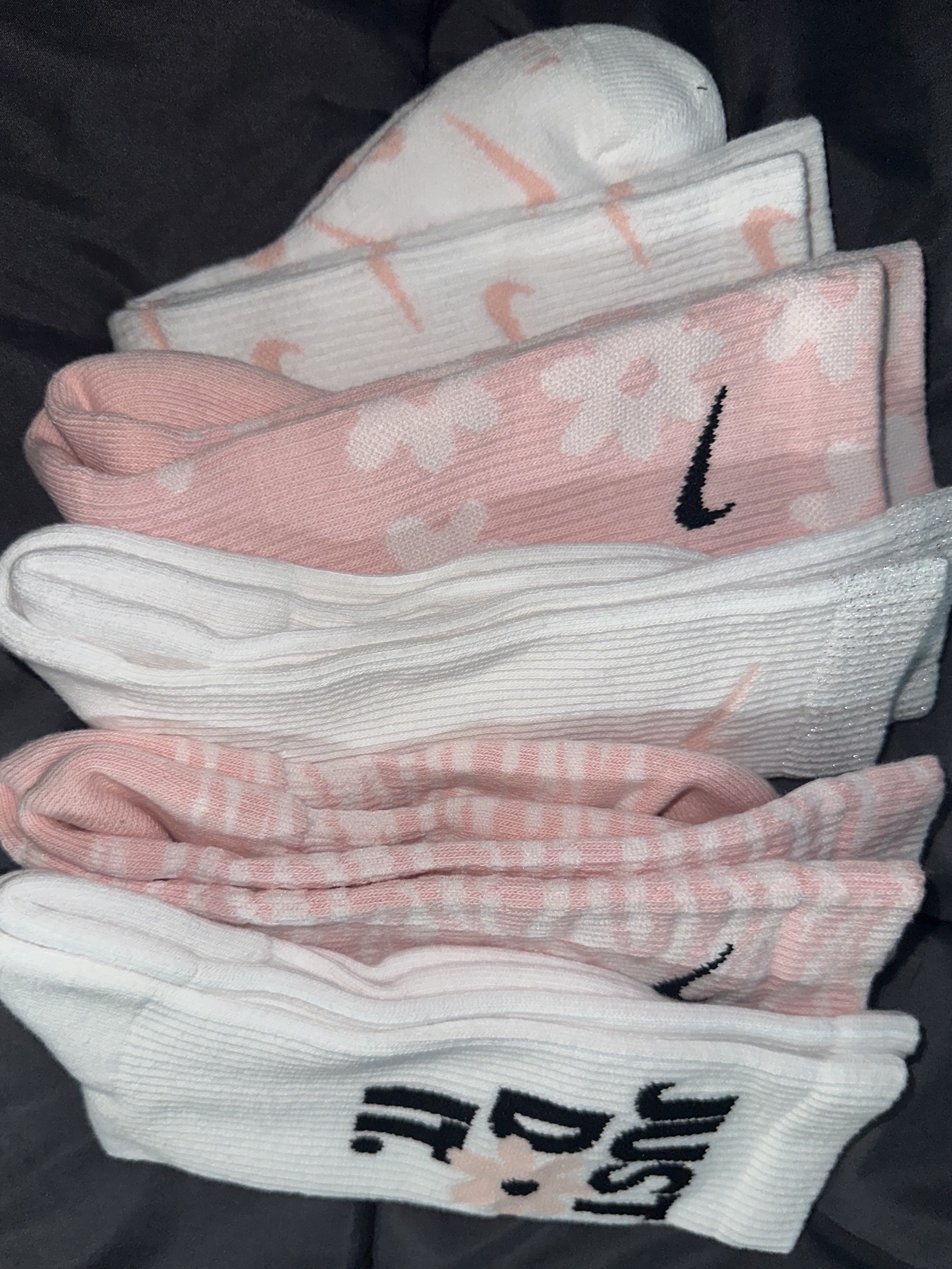 (Kids) Nike Everyday Plus Socks Pink White (6 Pack/Korean Ver.) 착용 스타일 - 2