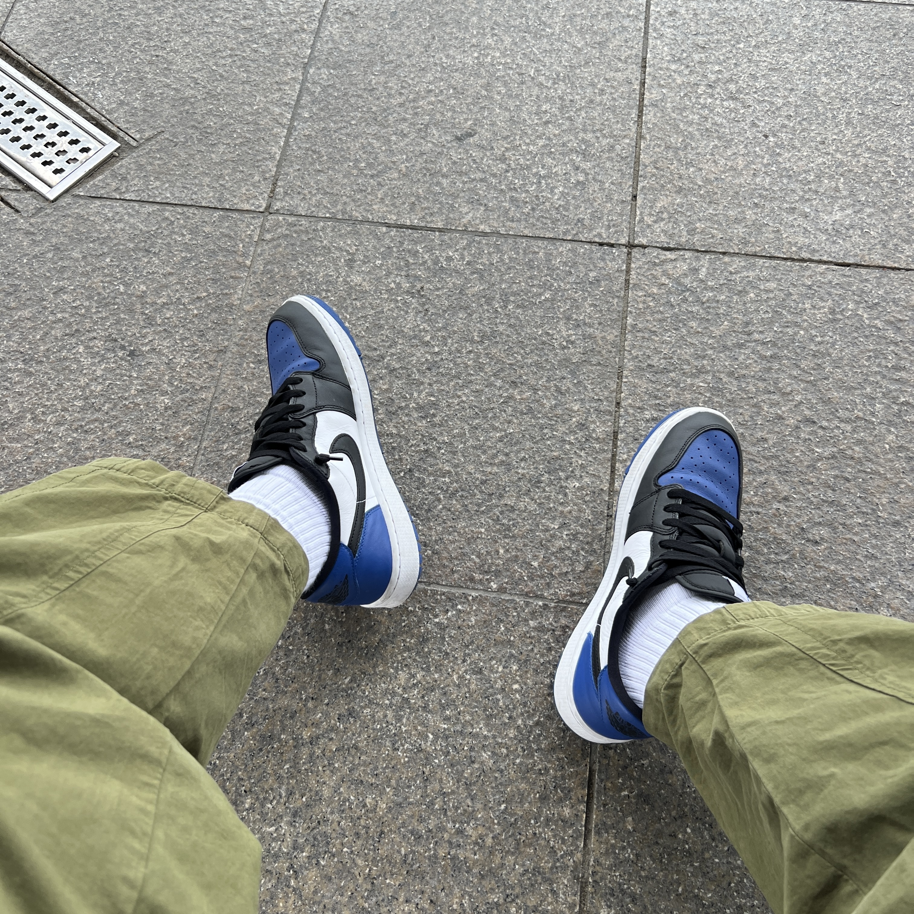 Jordan 1 Low Golf Sport Royal 착용 스타일