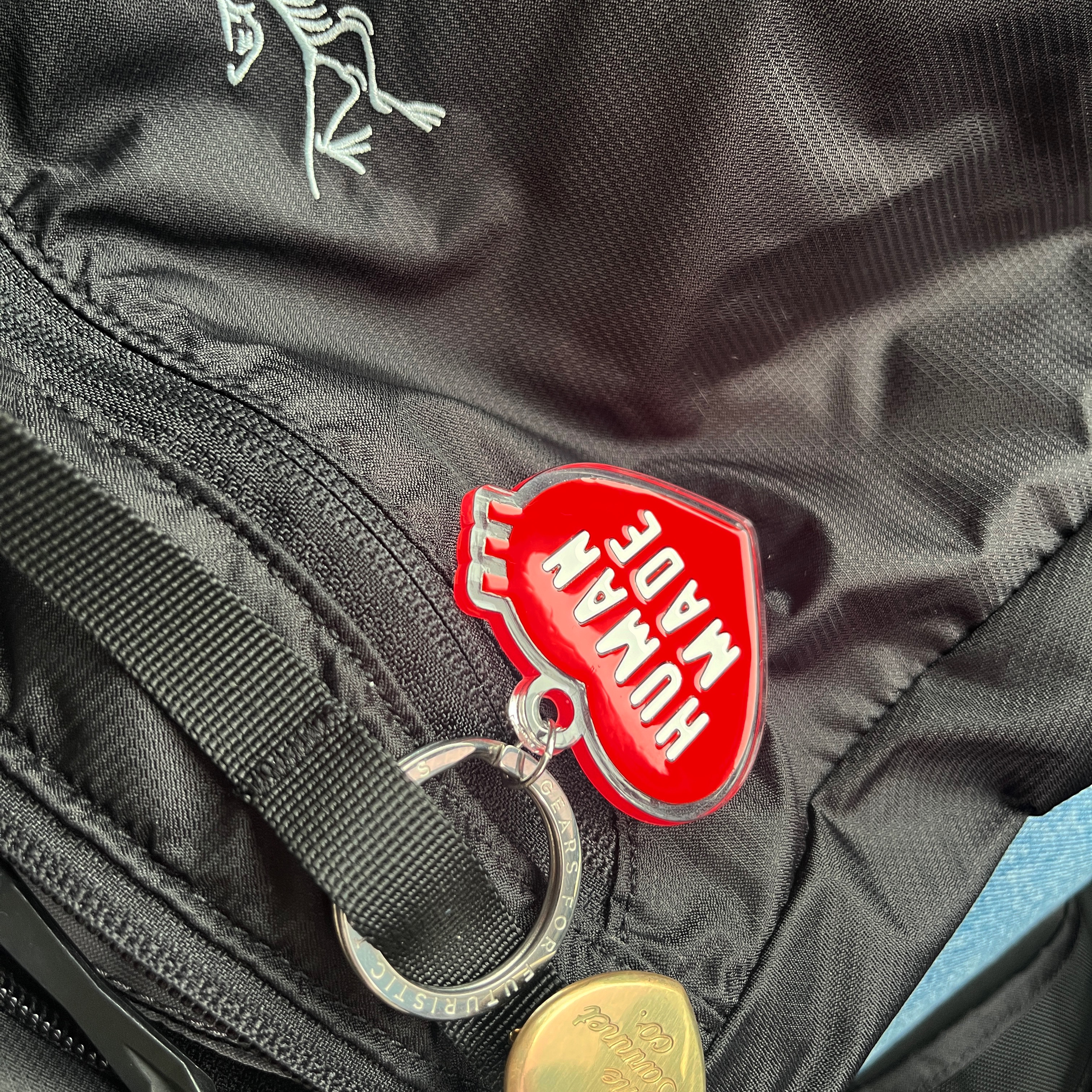Human Made Heart Keyring Red 착용 스타일