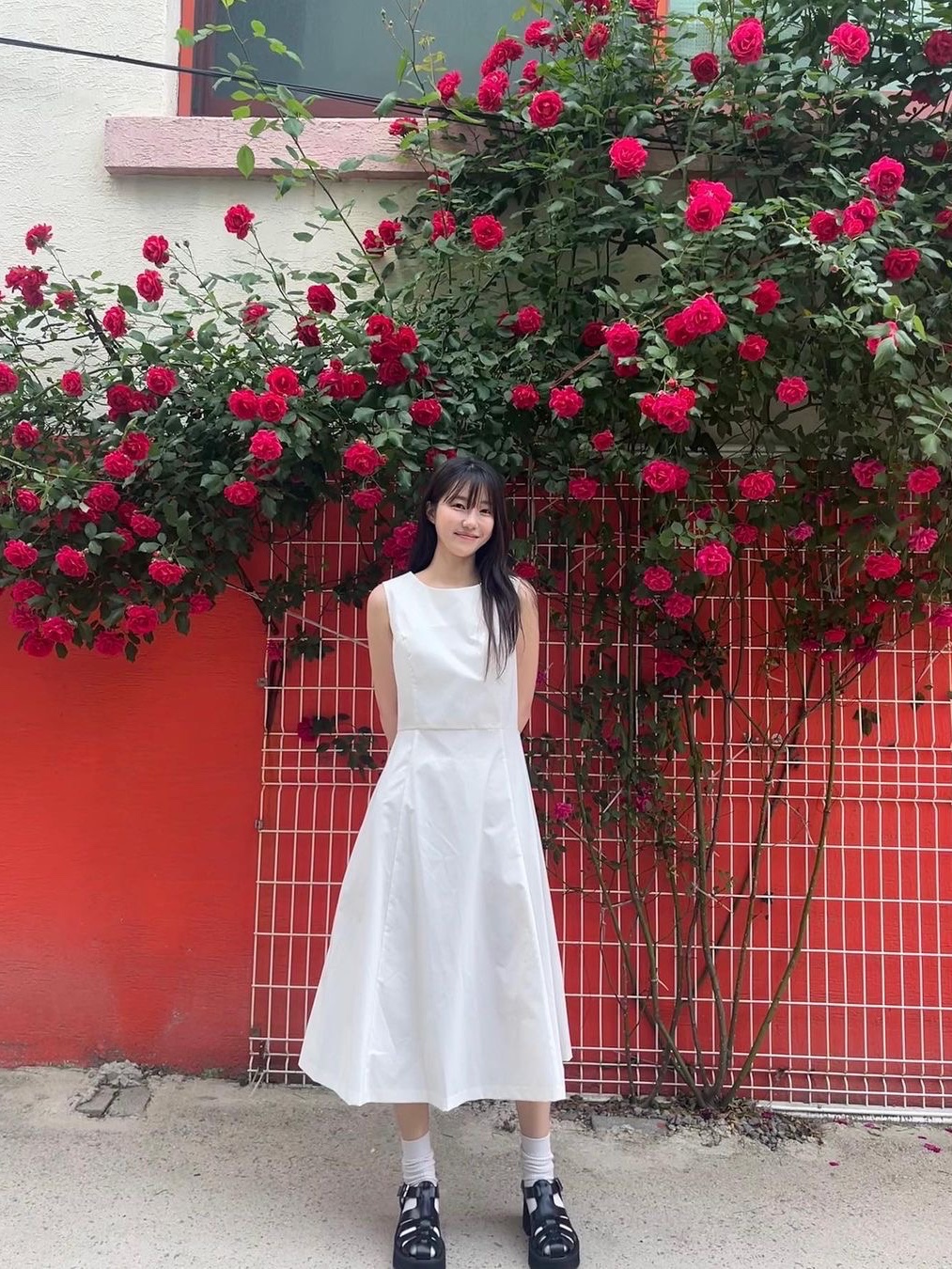 Haveless Women Sleeveless Flare Dress Ivory, Haveless Women Sleeveless Flare Dress Black 착용 스타일 - 1