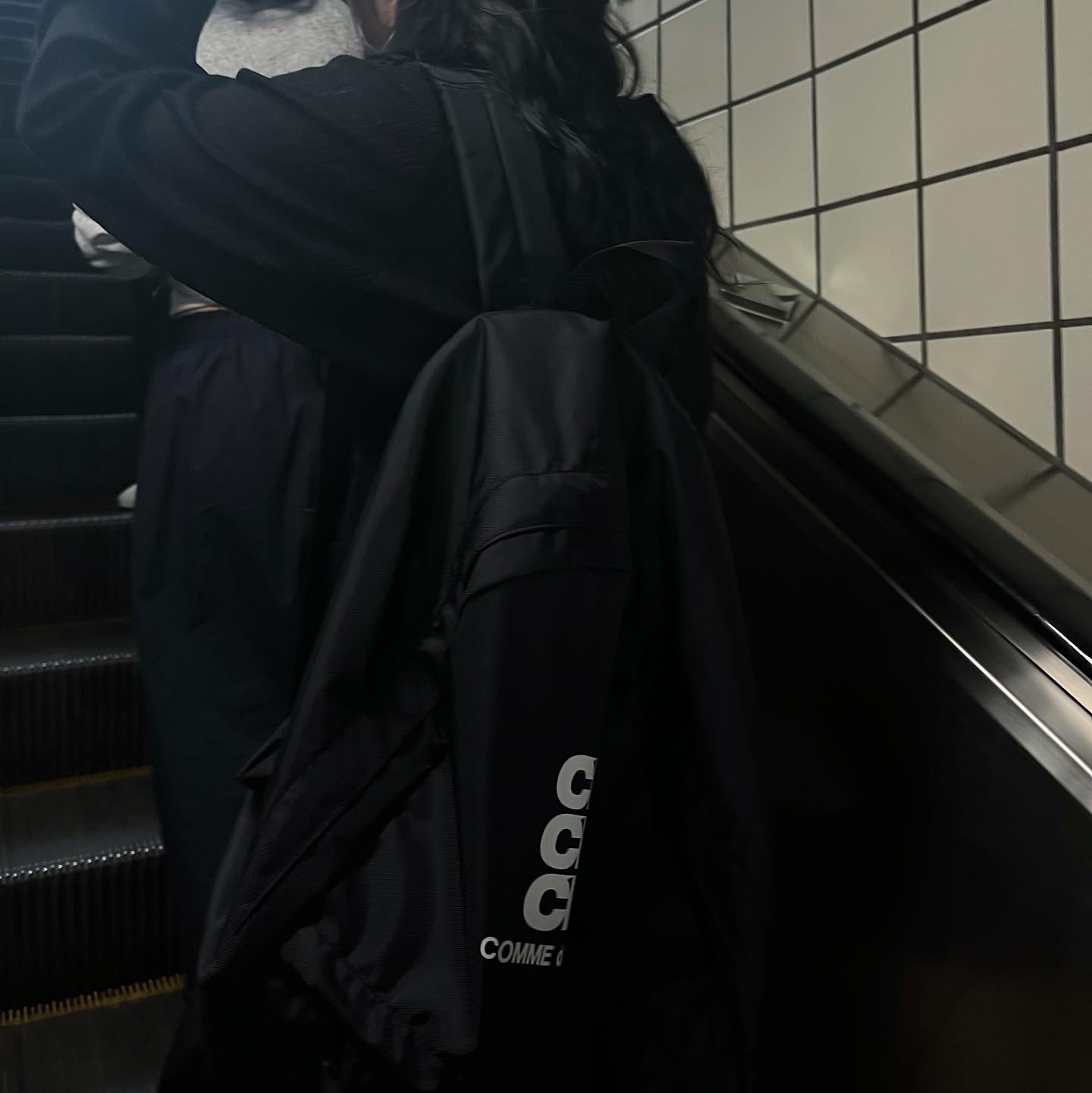 CDG Backpack Black, (W) Nike Air Force 1 '07 Low White 착용 스타일 - 1