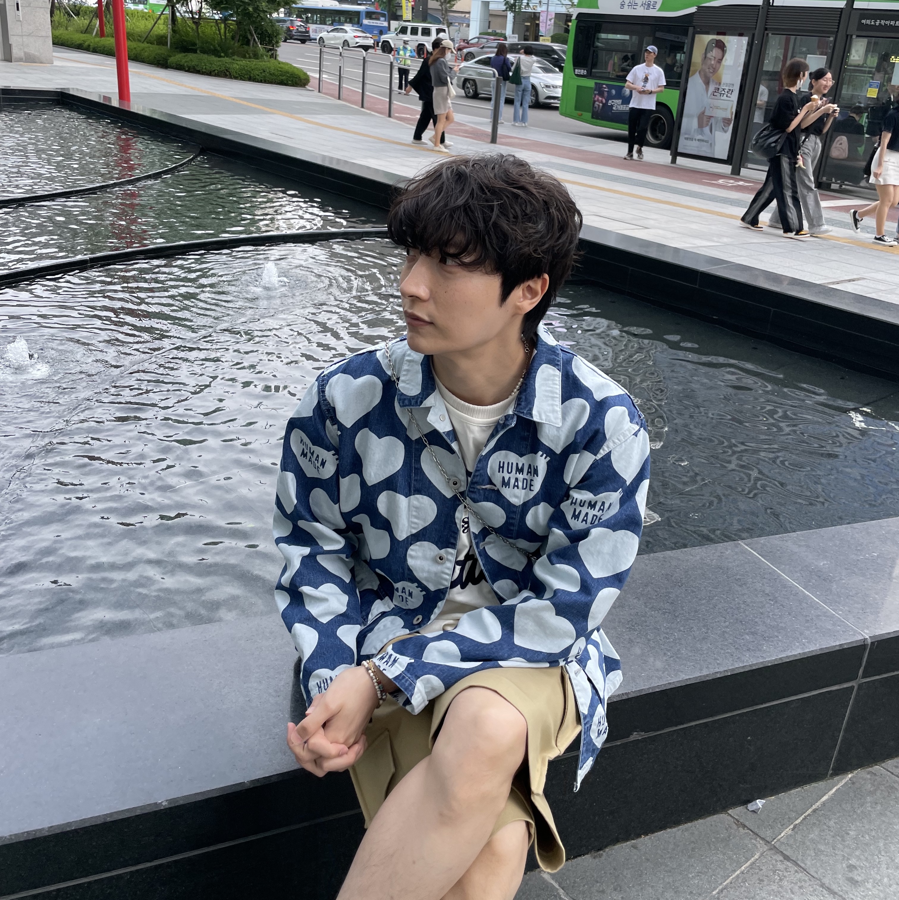 Human Made Heart Denim Coverall Jacket Indigo, Maison Mihara Yasuhiro Wayne OG Sole Leather Low-top Sneakers Black White 착용 스타일 - 2