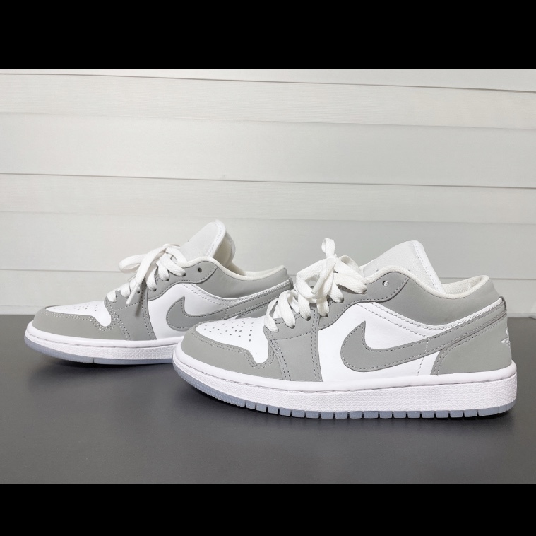 (W) Jordan 1 Low White Wolf Grey 착용 스타일