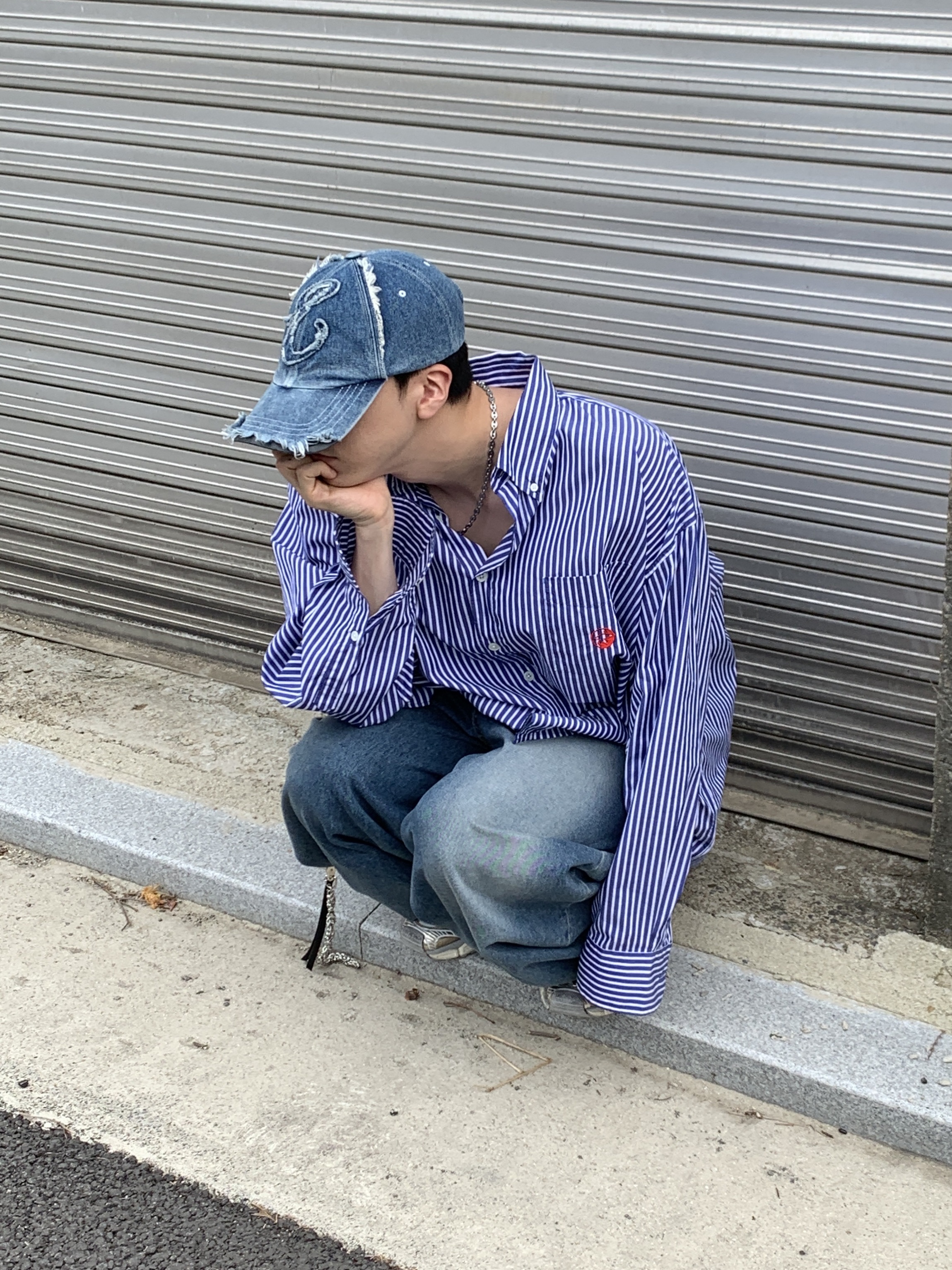Stussy x Our Legacy Borrowed BD Shirt Beige Blue Textured Stripe, Balenciaga 3XL Sneakers Light Beige 착용 스타일 - 1