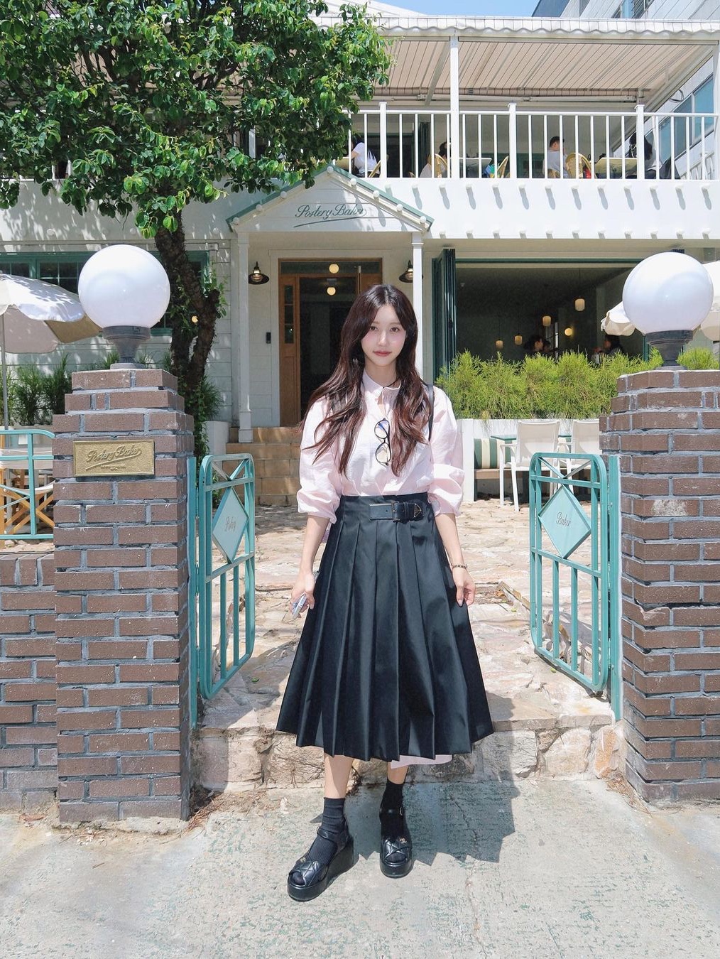 (W) Chanel Sandals Grained Calfskin & Black 착용 스타일