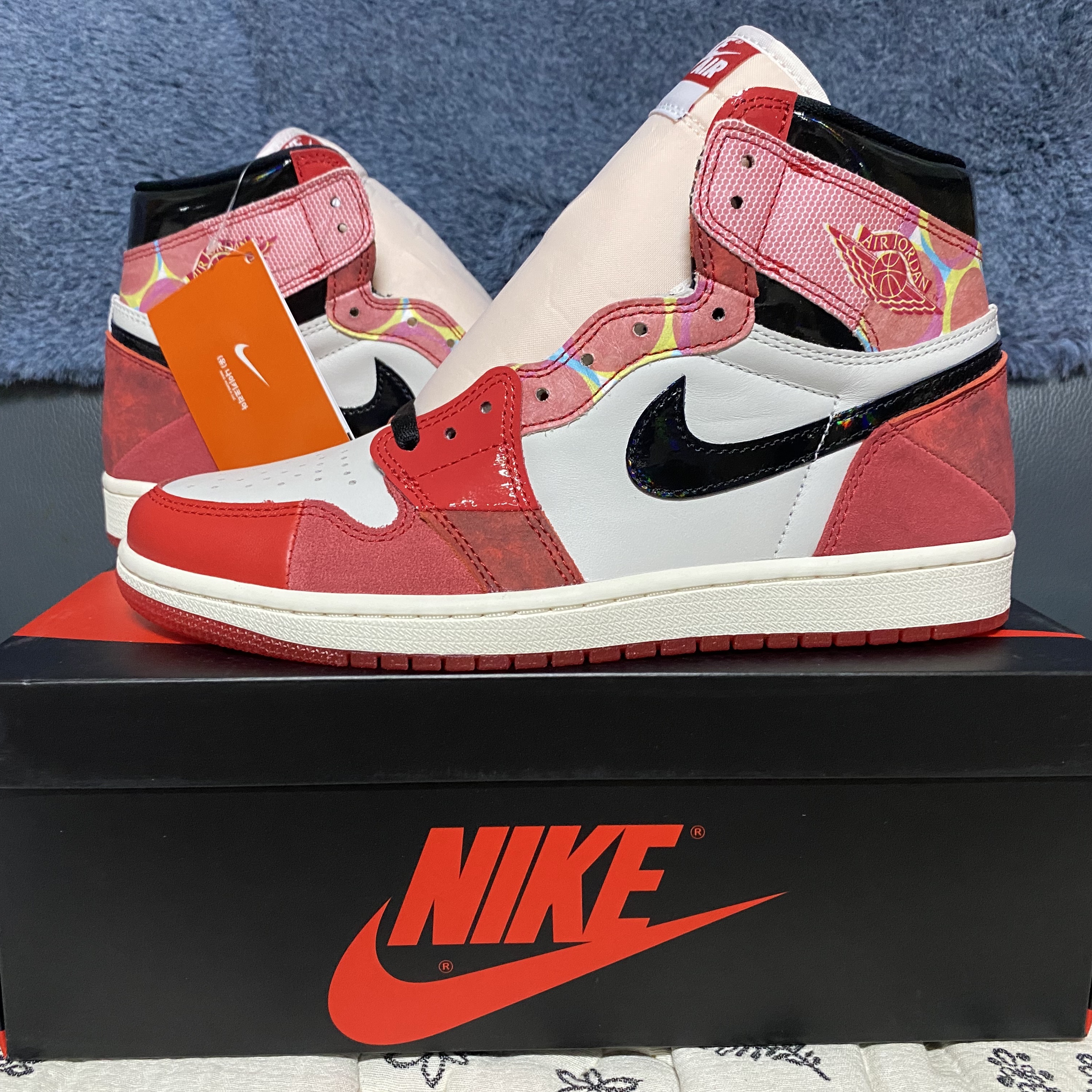 Jordan 1 Retro High Spider-Man Next Chapter 착용 스타일 - 1