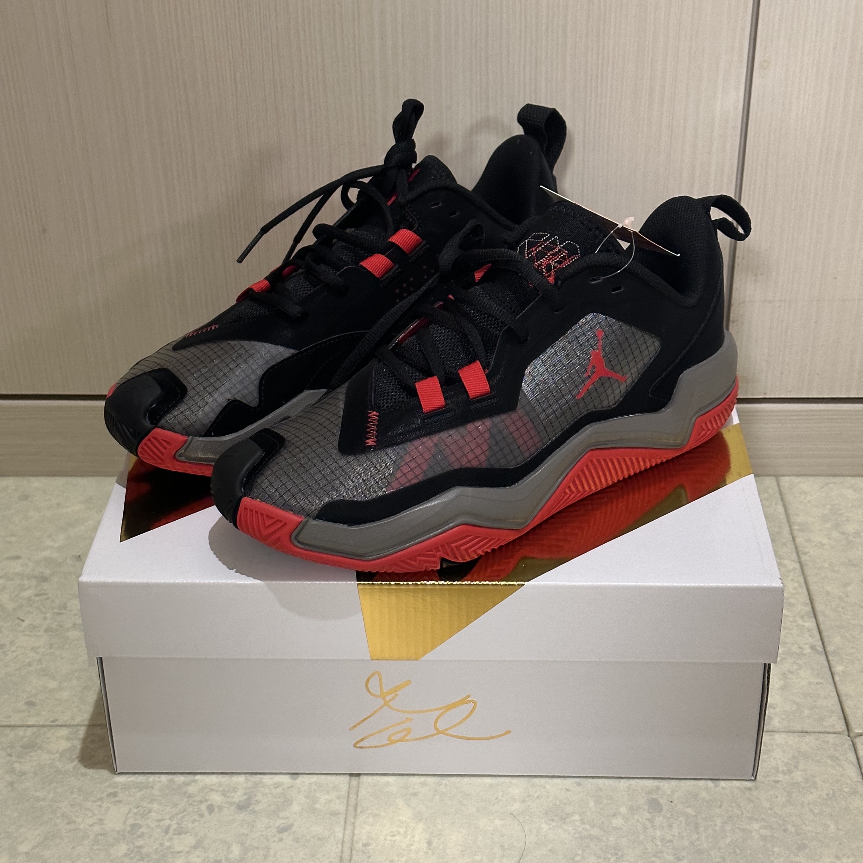 Jordan One Take 4 PF Black Red 착용 스타일 - 1
