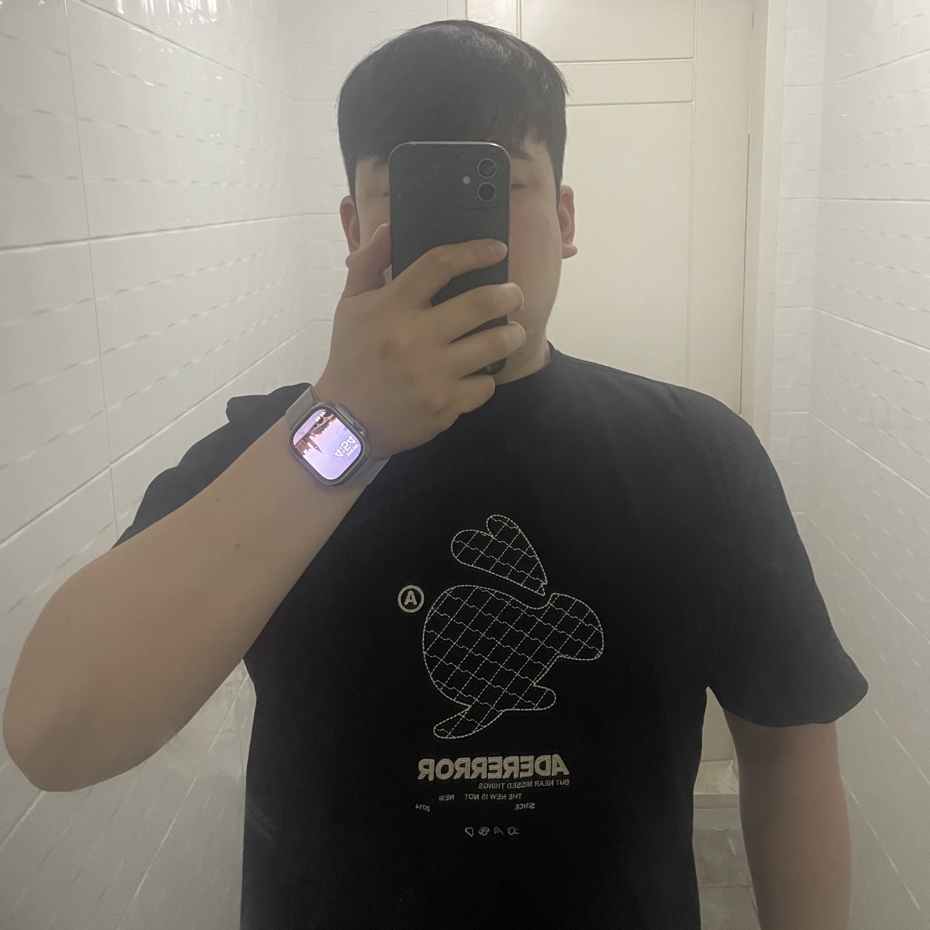 Ader Error Twinny Logo T-Shirt Noir, Apple Watch Ultra 49mm Titanium Case with M Alpine Loop Starlight (Korean Ver.) 착용 스타일
