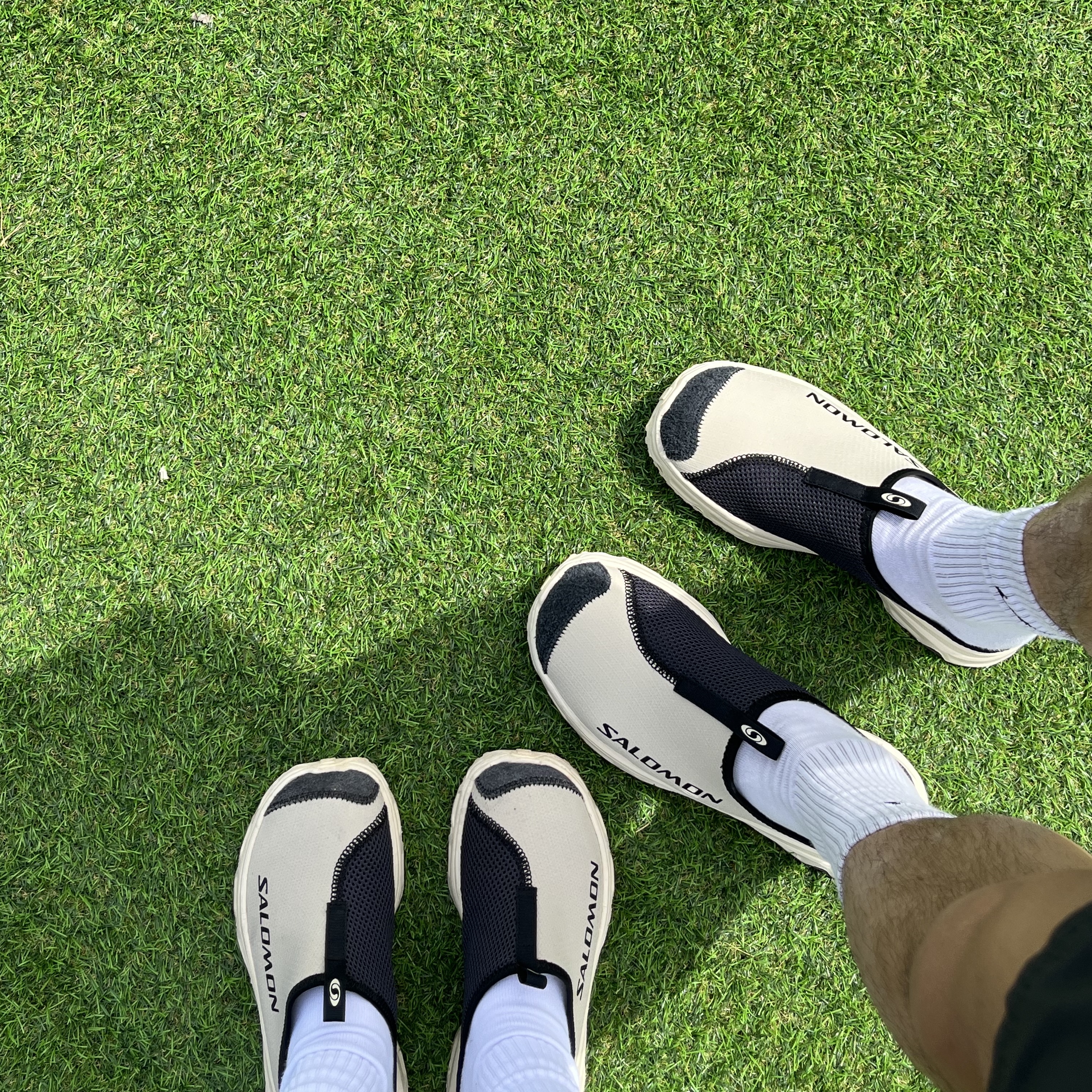 Salomon RX Slide 3.0 Bleached Sand 착용 스타일