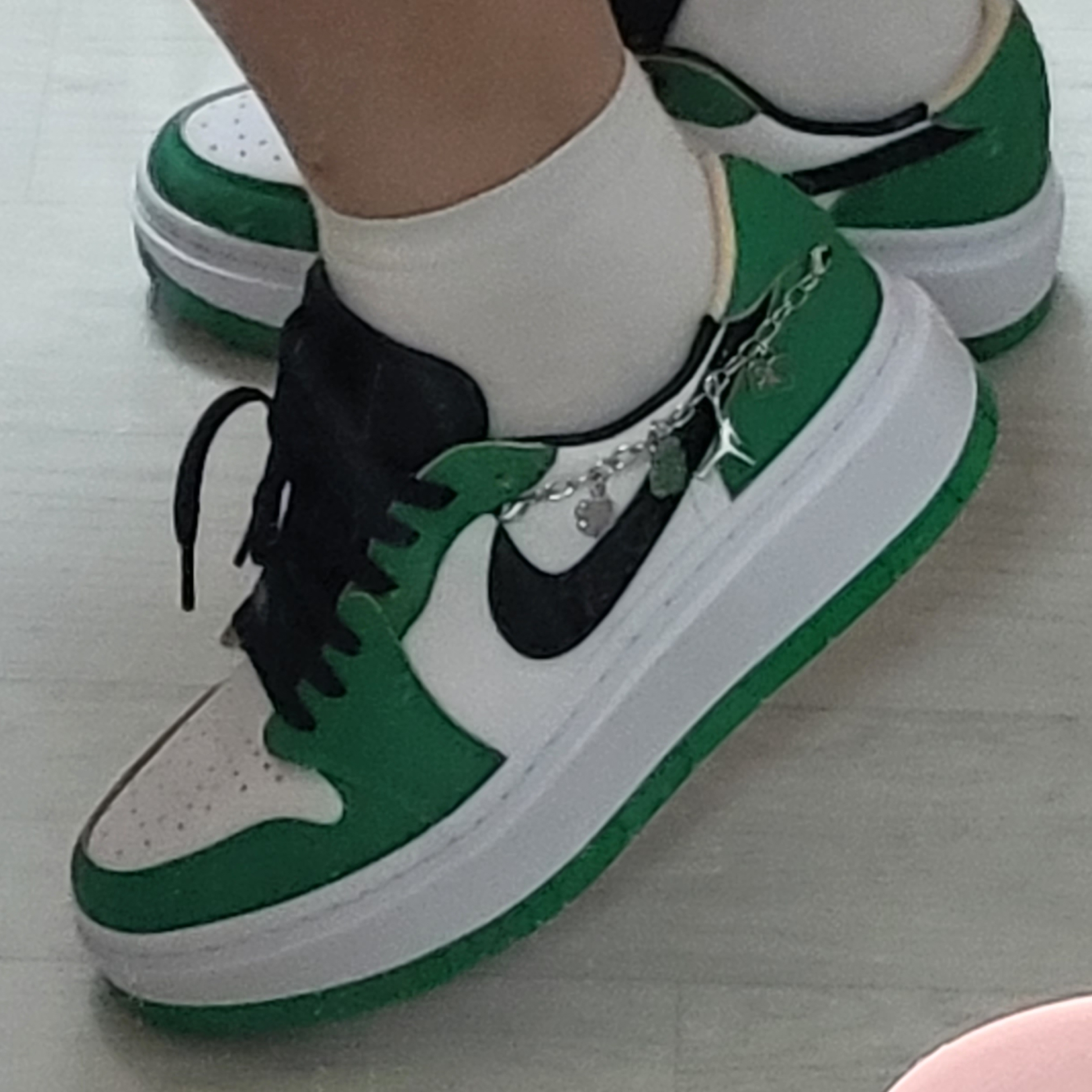 (W) Jordan 1 Elevate Low SE Lucky Green 착용 스타일