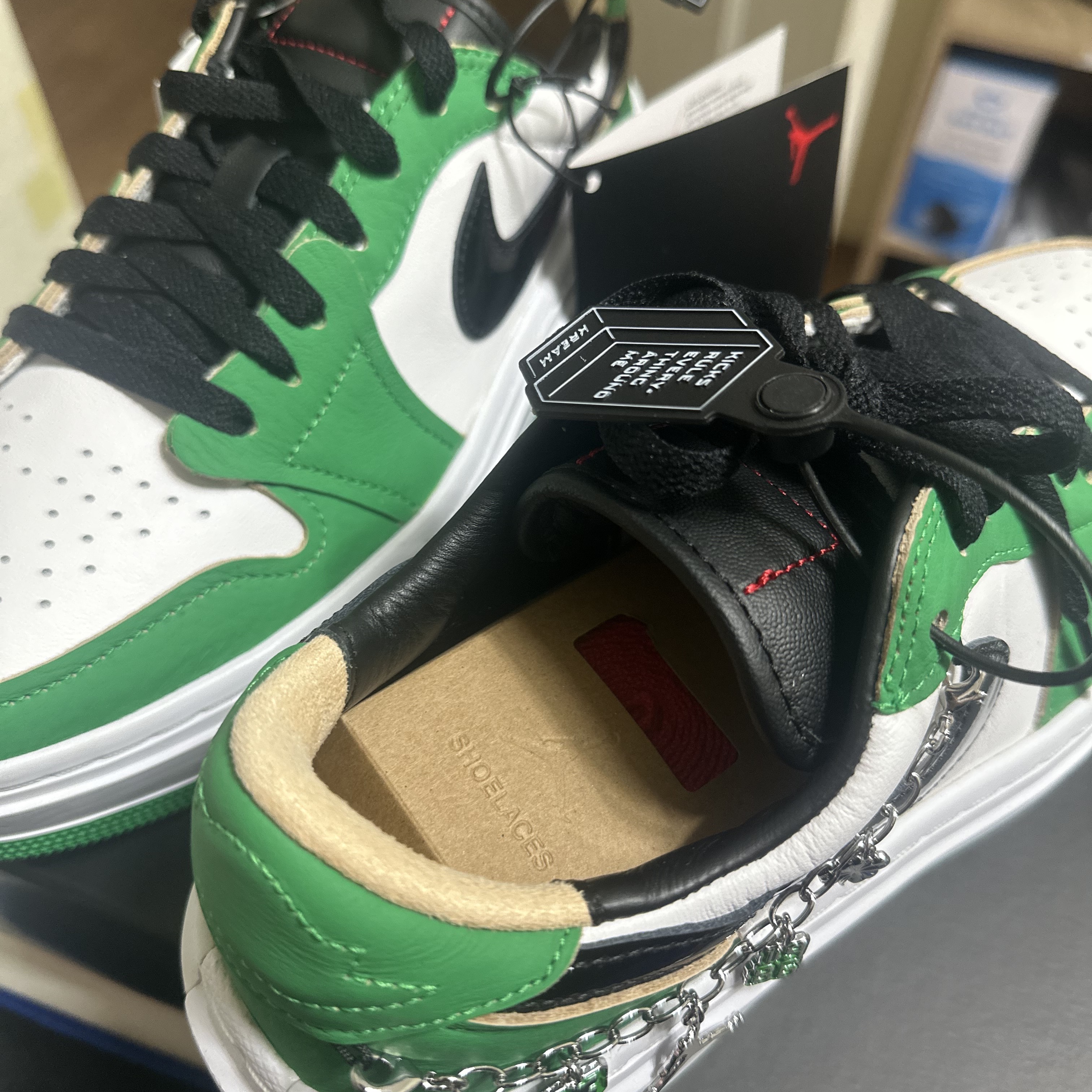 (W) Jordan 1 Elevate Low SE Lucky Green 착용 스타일