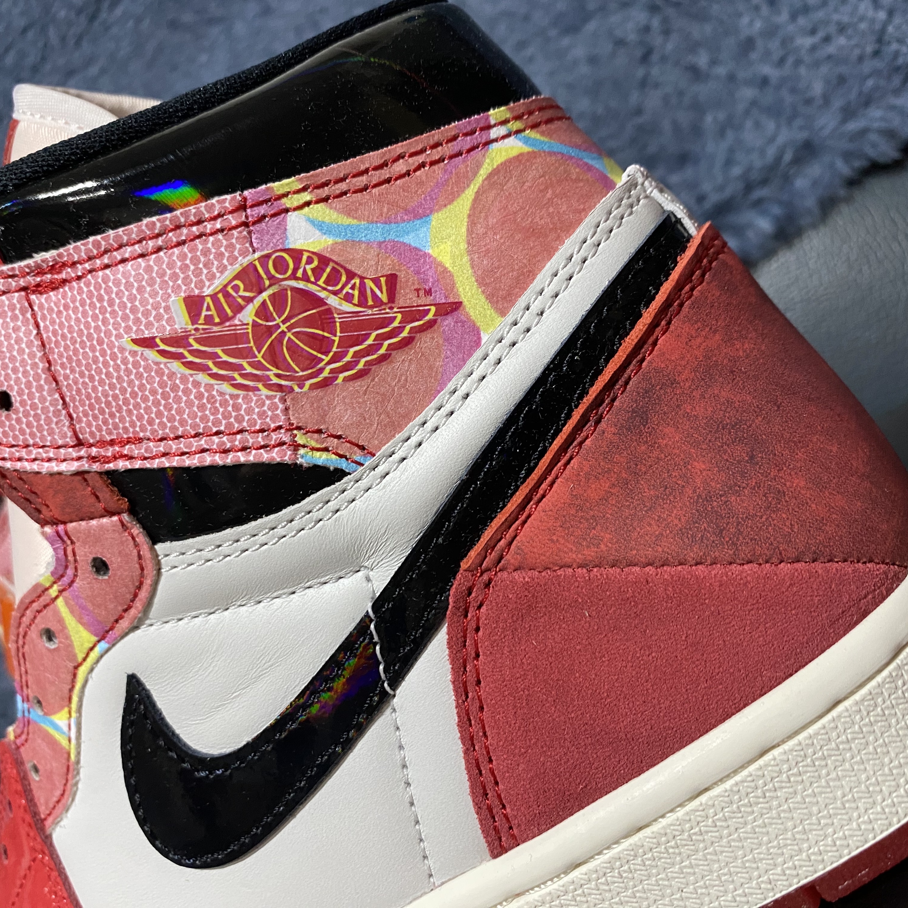 Jordan 1 Retro High Spider-Man Next Chapter 착용 스타일 - 4
