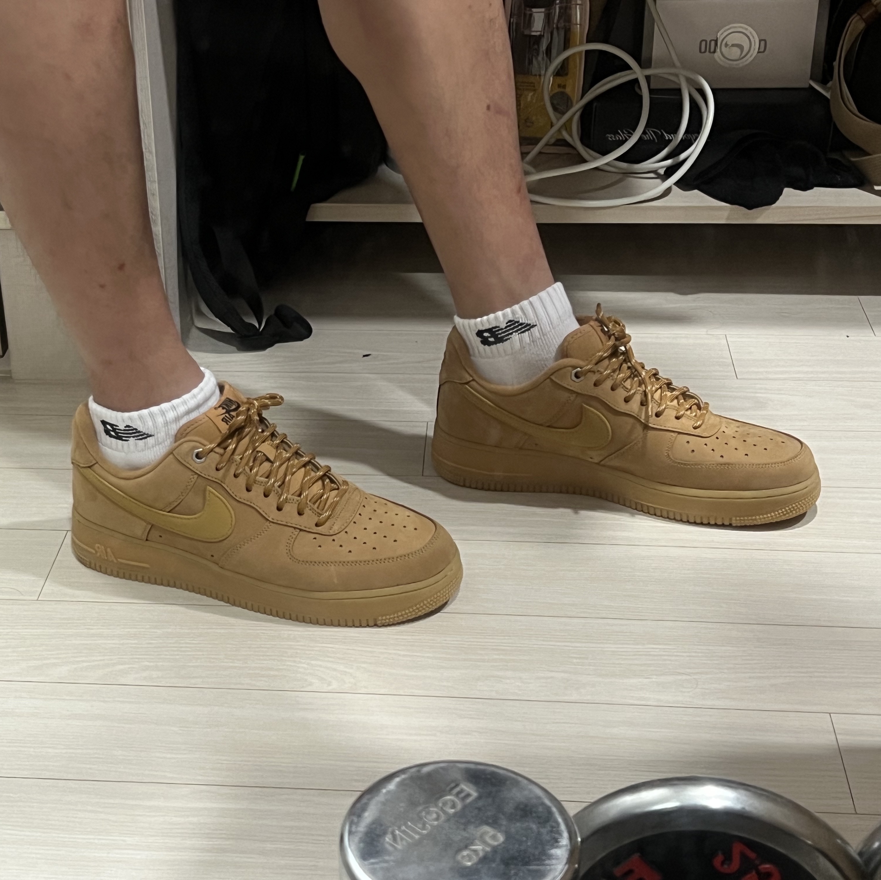 Nike Air Force 1 '07 WB Flax 착용 스타일