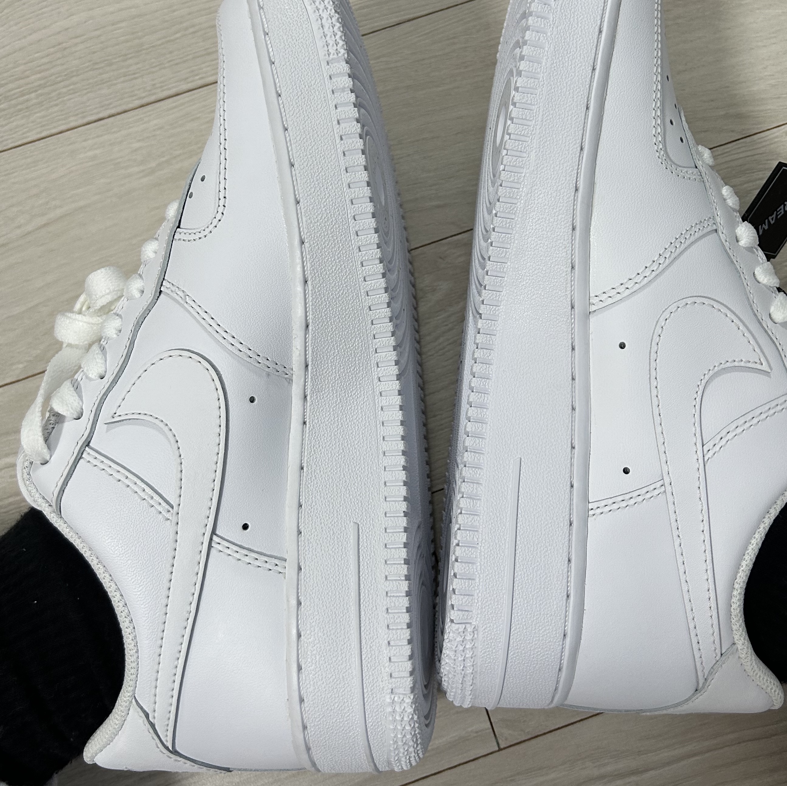 Nike Air Force 1 '07 Low White 착용 스타일 - 1