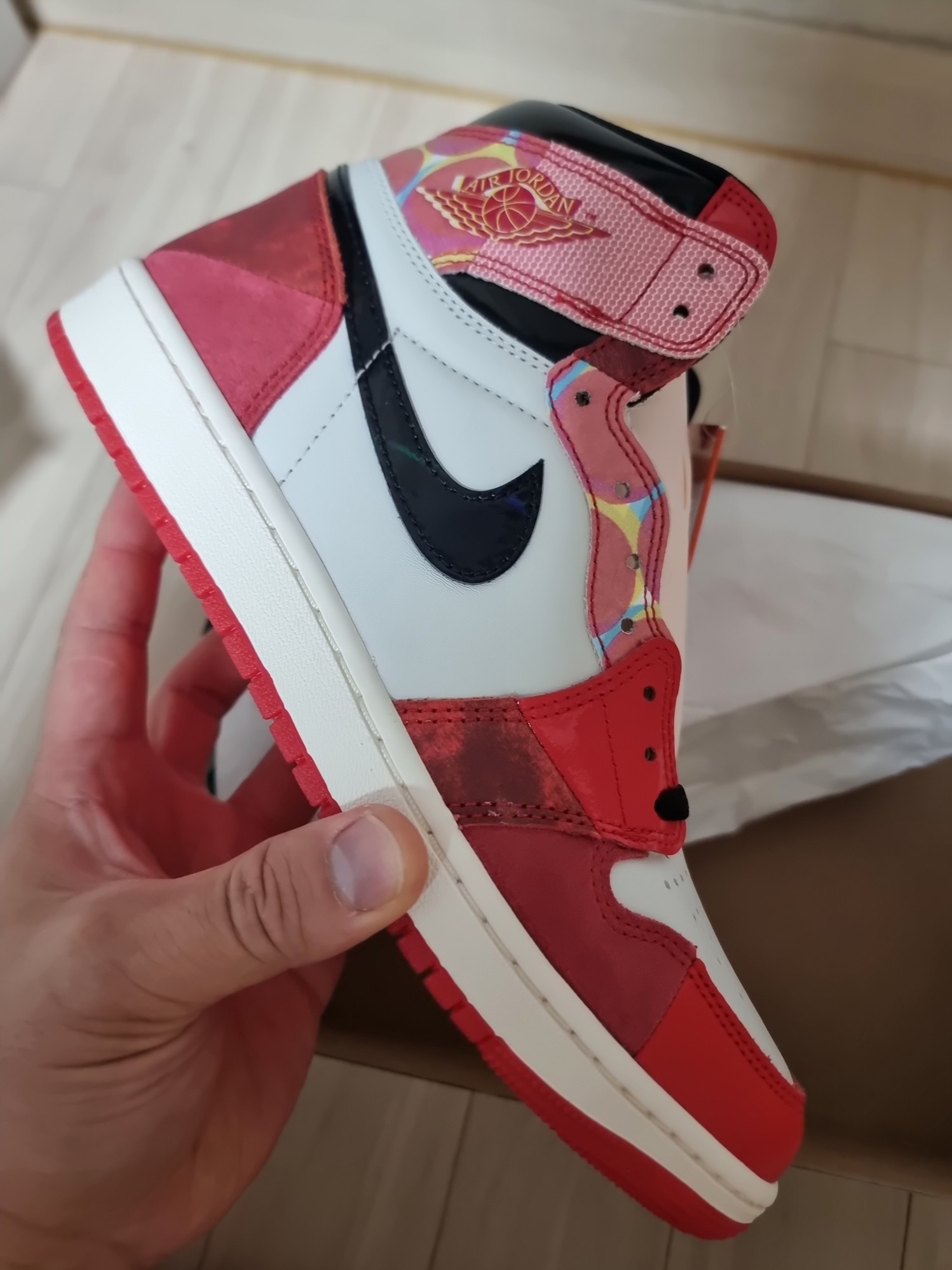 Jordan 1 Retro High Spider-Man Next Chapter 착용 스타일 - 1