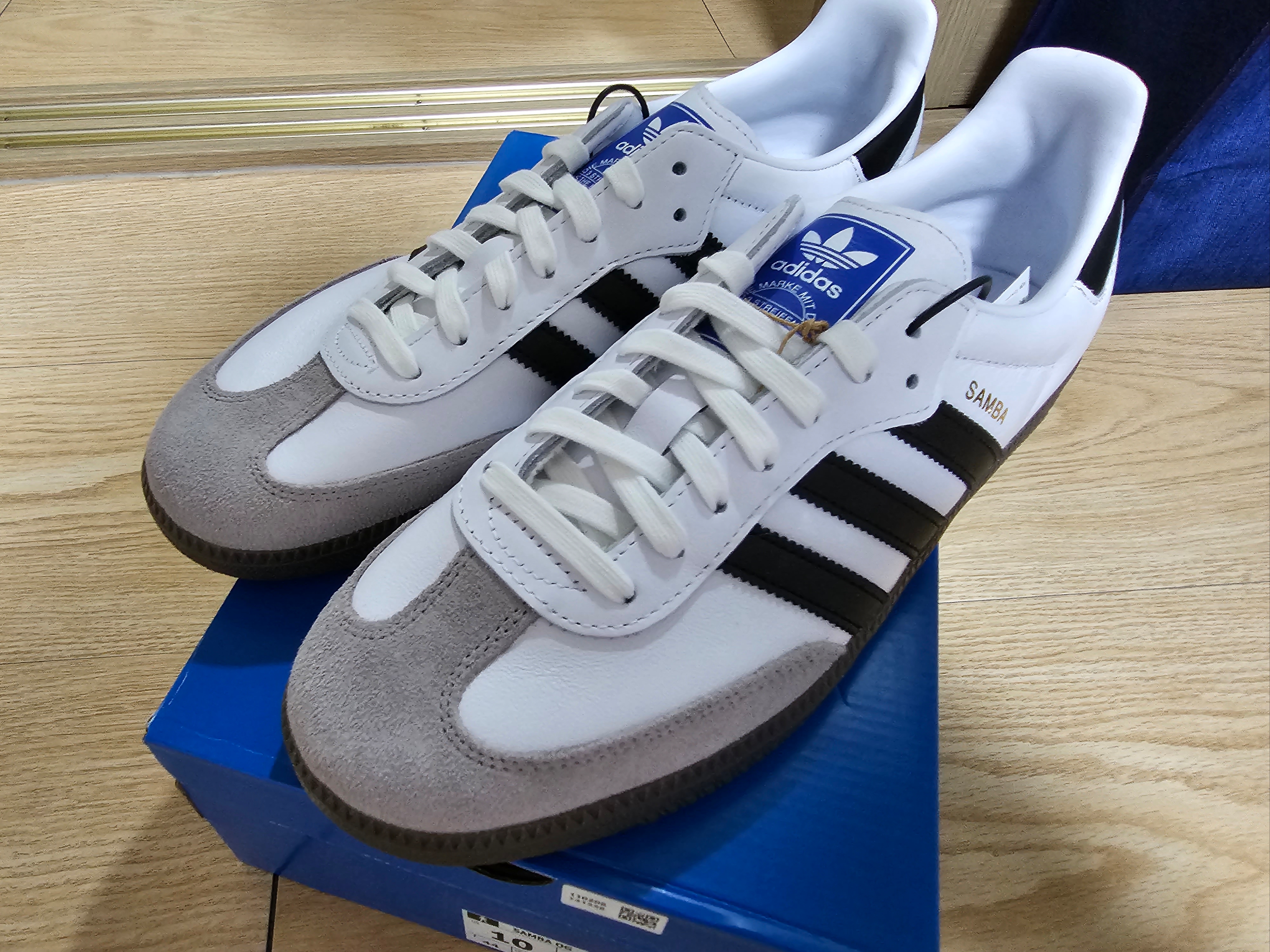 Adidas Samba OG Cloud White 착용 스타일 - 2