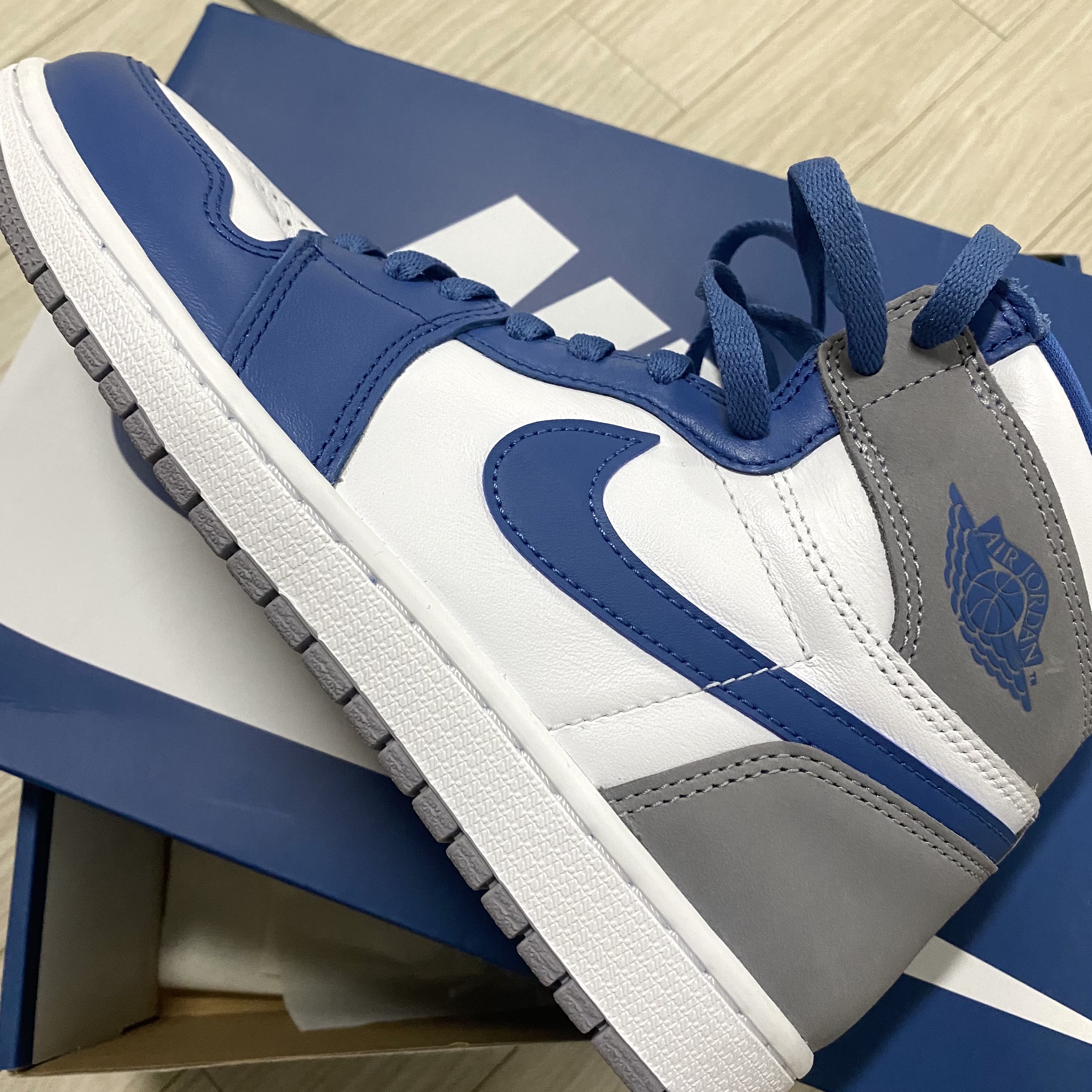Jordan 1 Retro High OG True Blue 착용 스타일 - 1