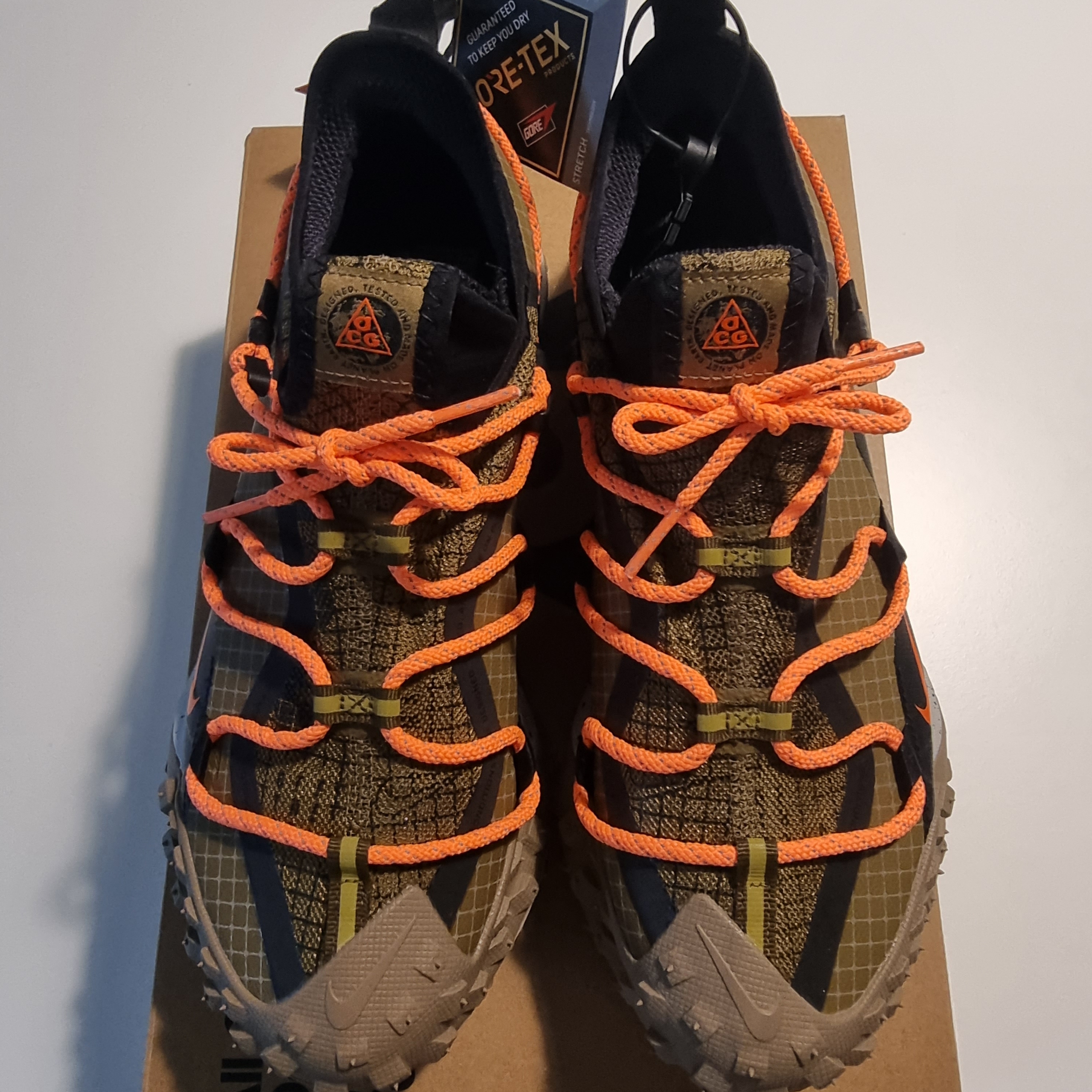 Nike ACG Mountain Fly Low Gore-Tex SE Hazel Rush 착용 스타일 - 3