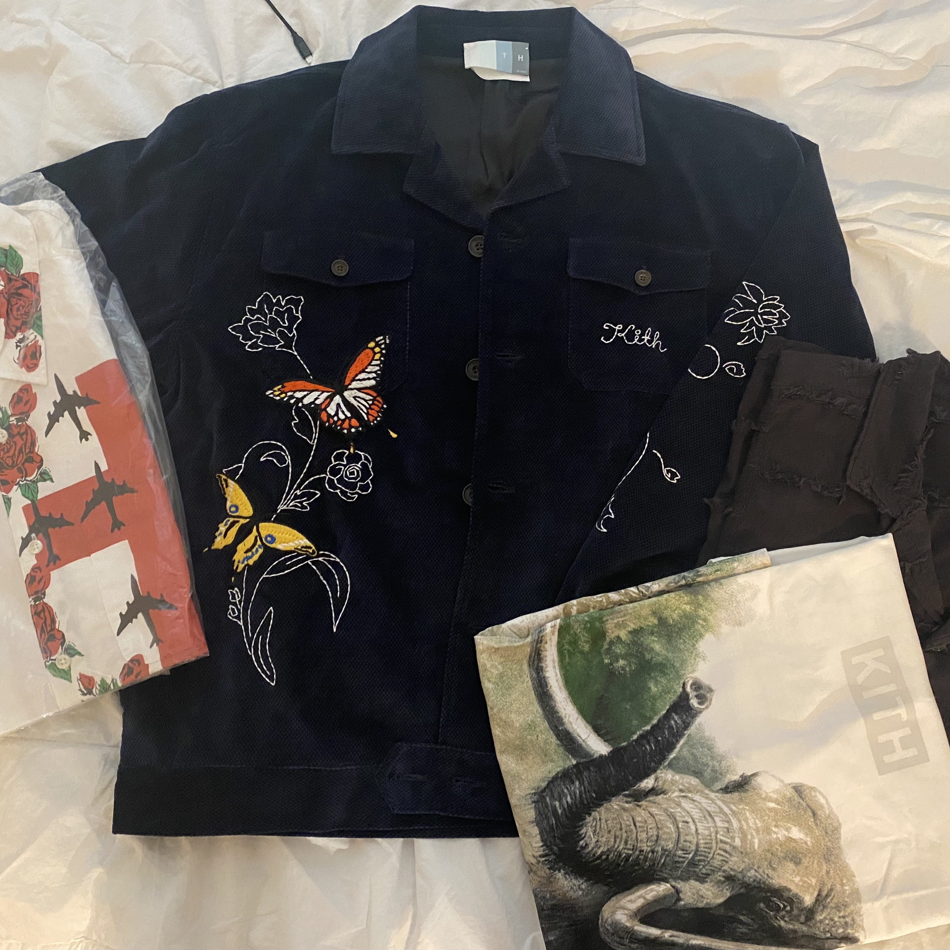Supreme Patchwork S/S Shirt Black - 23SS, Supreme Destruction Of Purity Shirt White - 23SS 착용 스타일