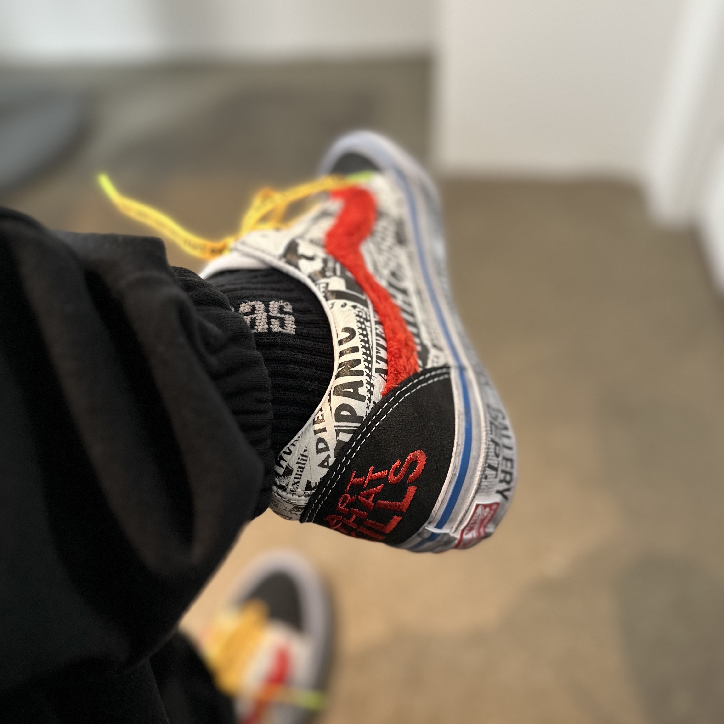 Vans Vault x Gallery Dept. OG Old Skool LX 착용 스타일 - 2